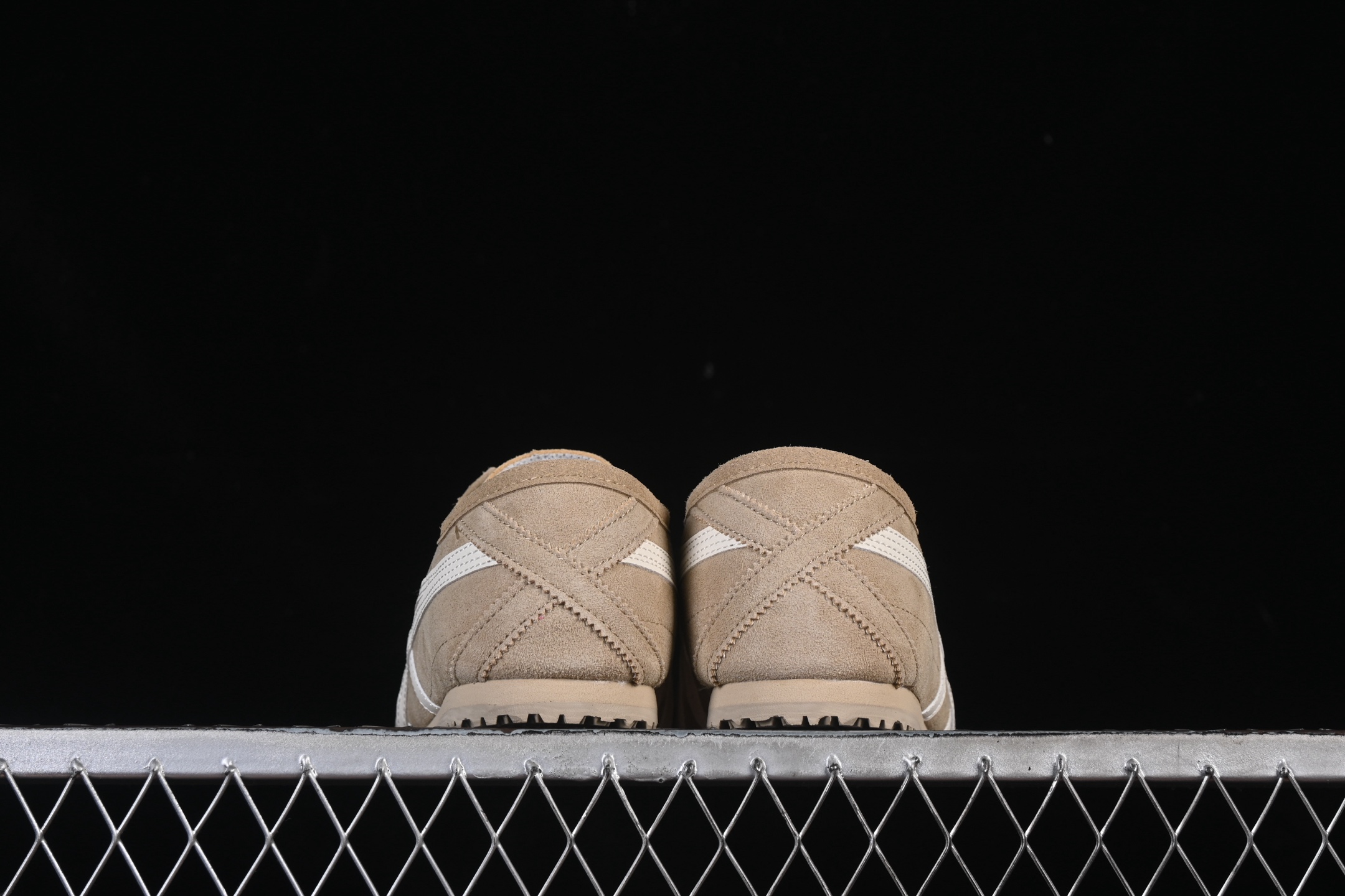 💰150真标💰180公司级💰220纯原
OnitsukaTiger/鬼塚虎 Mexico 66 低邦休闲跑步鞋 1183C520-201
尺码:36 37 37.5 38 39 39.5 40.5 41.5 42 42.5 43.5 44 44.5 45 B.D4