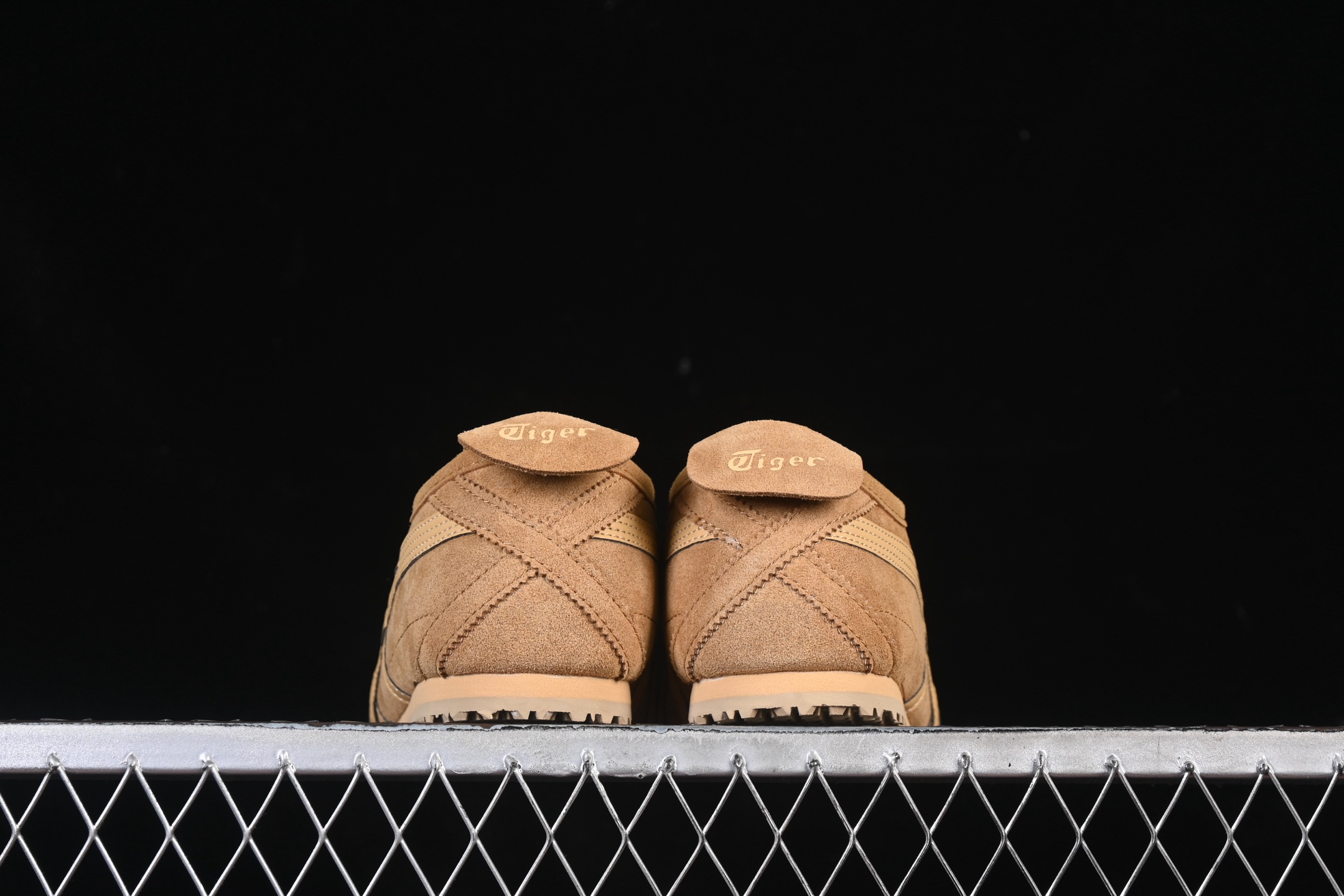 💰150真标💰180公司级💰220纯原
OnitsukaTiger/鬼塚虎 Mexico 66 低邦休闲跑步鞋 1183C520-200
尺码:36 37 37.5 38 39 39.5 40.5 41.5 42 42.5 43.5 44 44.5 45 B.D4