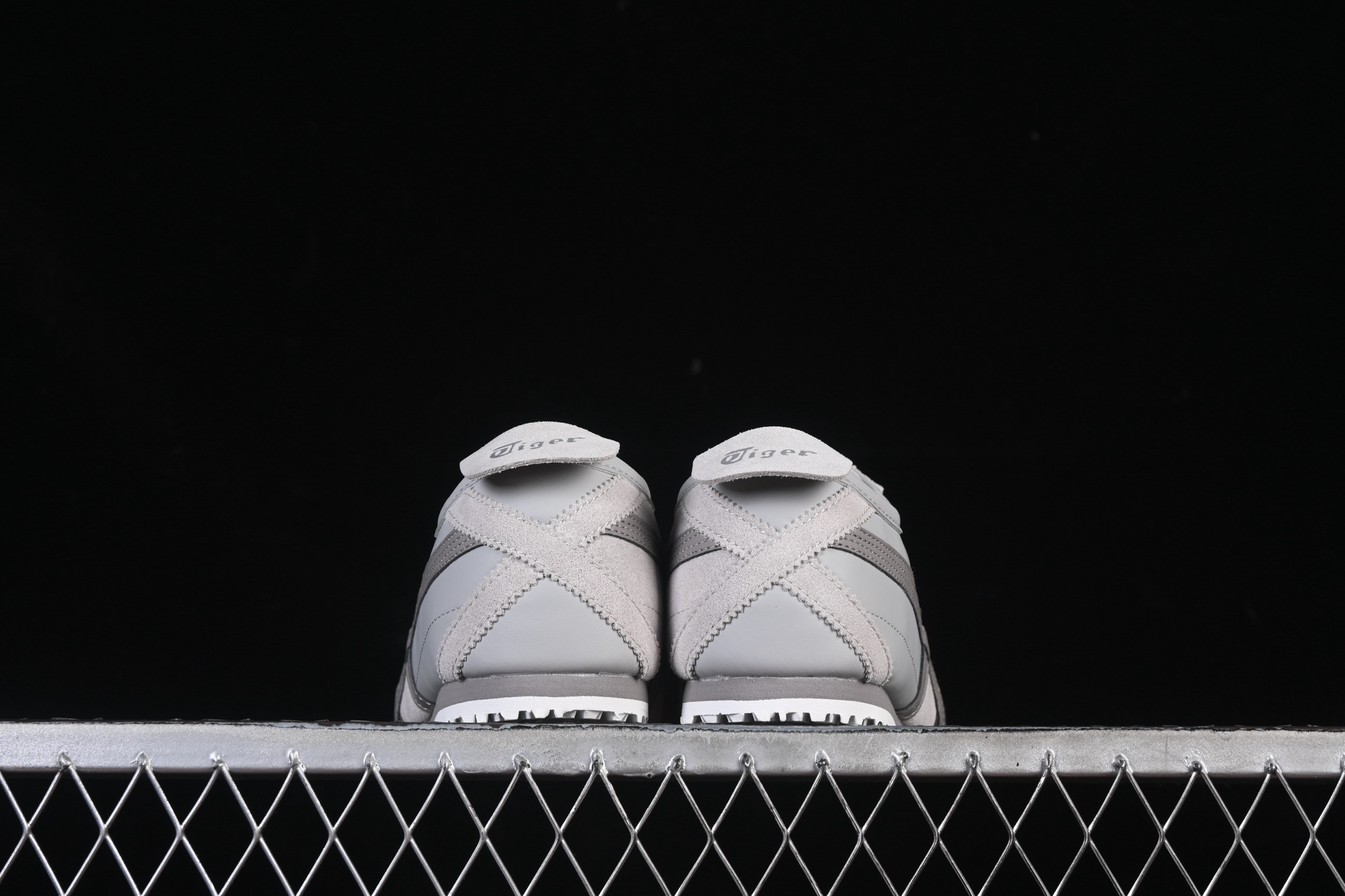 💰150真标💰180公司级💰220纯原
OnitsukaTiger/鬼塚虎 Mexico 66 低邦休闲跑步鞋 1183B771-118
尺码:36 37 37.5 38 39 39.5 40.5 41.5 42 42.5 43.5 44 44.5 45 B.D4