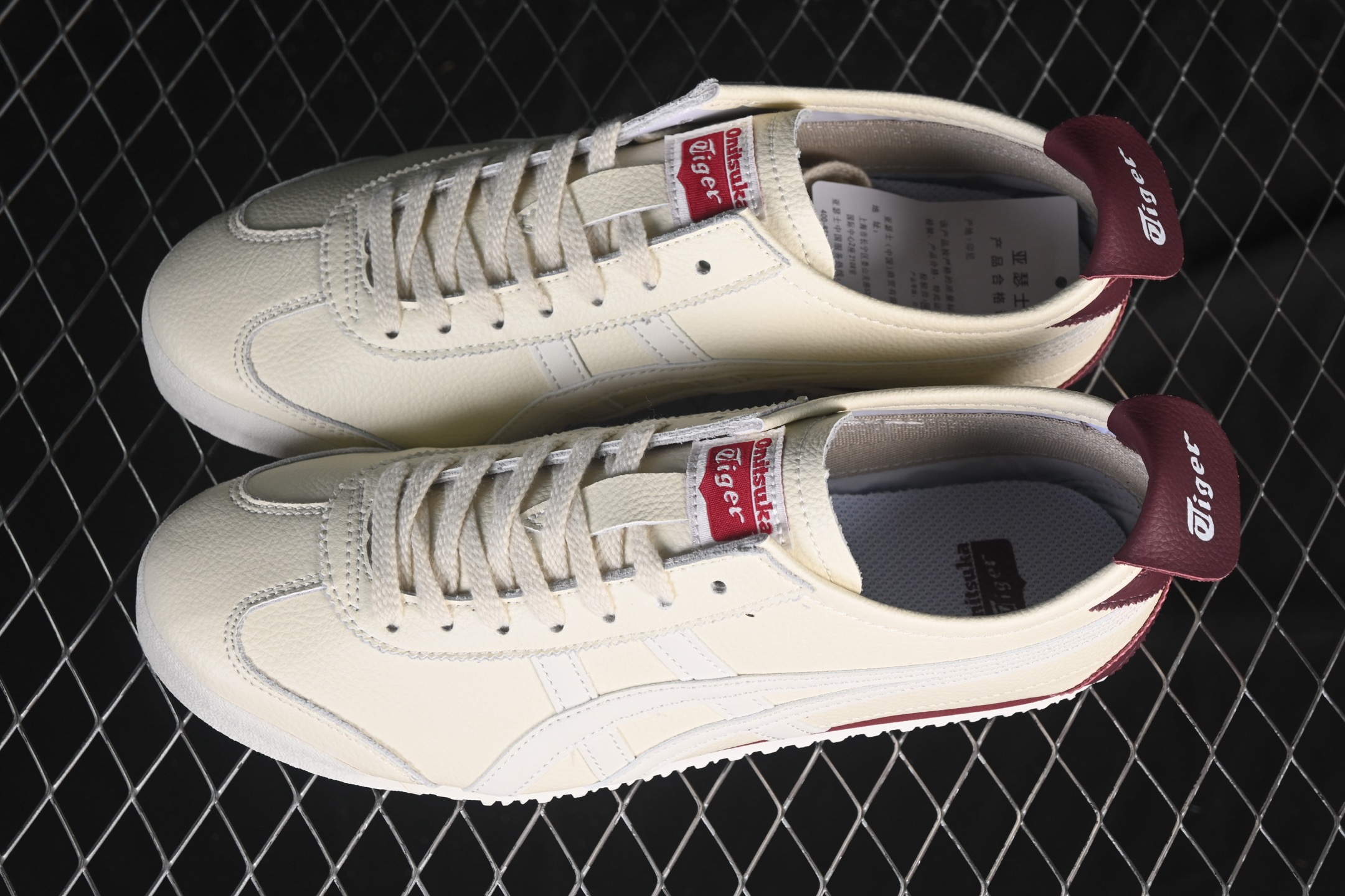 💰150真标💰180公司级💰220纯原
OnitsukaTiger/鬼塚虎 Mexico 66 低邦休闲跑步鞋 1183B781-100
尺码:36 37 37.5 38 39 39.5 40.5 41.5 42 42.5 43.5 44 44.5 45 B.C3