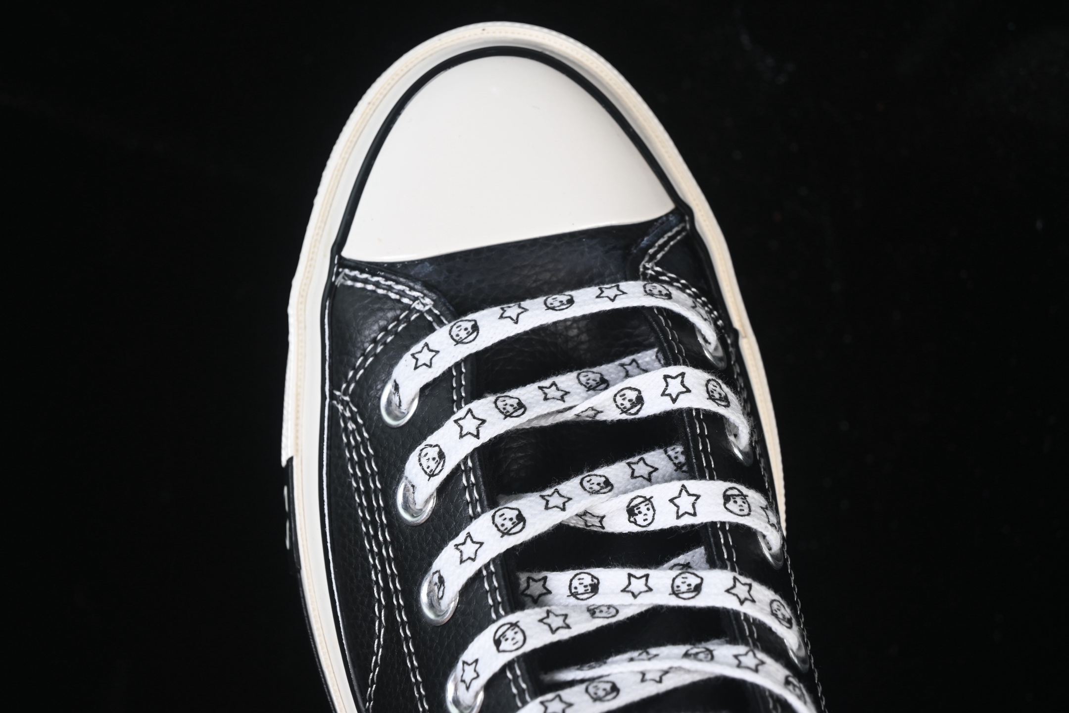 💰140纯原
Converse Chuck 1970s 匡威官方皮面 高帮休闲板鞋 A17900C
尺码：35 36 36.5 37 37.5 38 39 39.5 40 41 41.5 42 42.5 43 44 M.C3