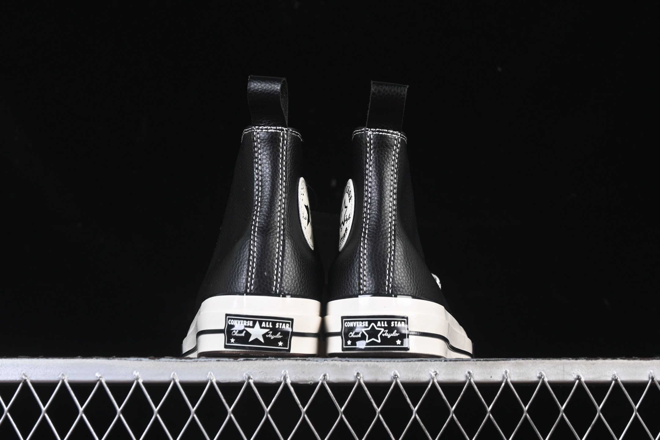 💰140纯原
Converse Chuck 1970s 匡威官方皮面 高帮休闲板鞋 A17900C
尺码：35 36 36.5 37 37.5 38 39 39.5 40 41 41.5 42 42.5 43 44 M.C3