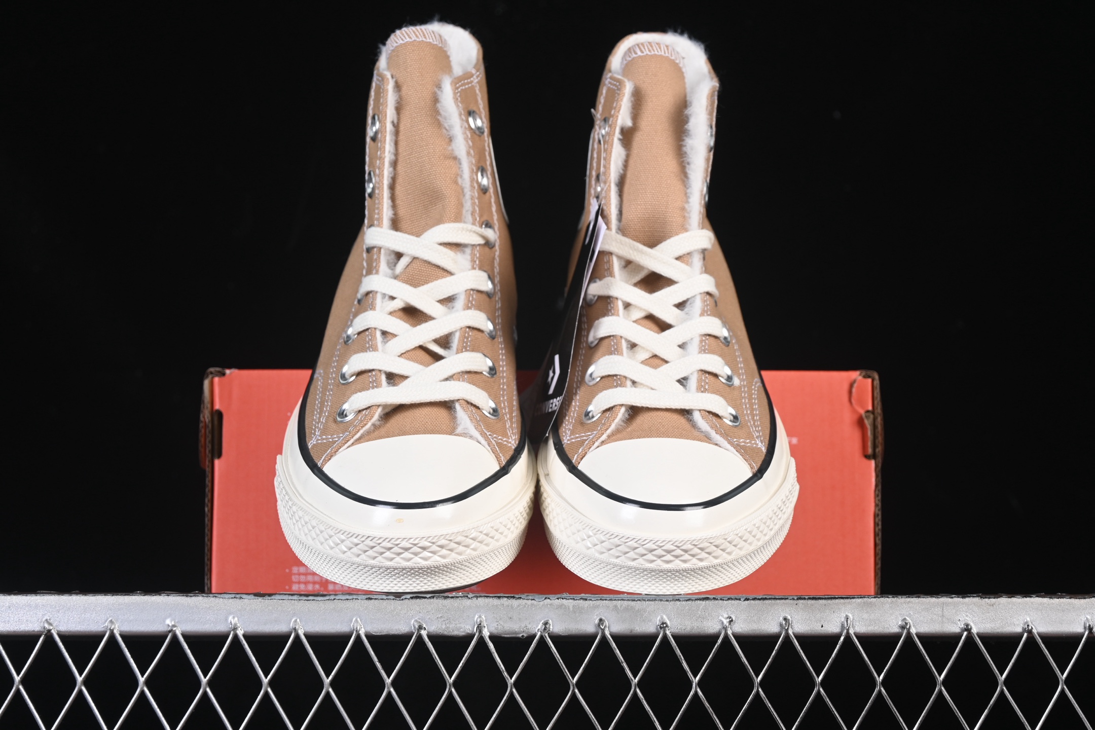 💰140纯原 加绒 Converse 1970s 匡威卡其配色高帮休闲板鞋 168504C
尺码：35 36 36.5 37 37.5 38 39 39.5 40 41 41.5 42 42.5 43 44 M.C3