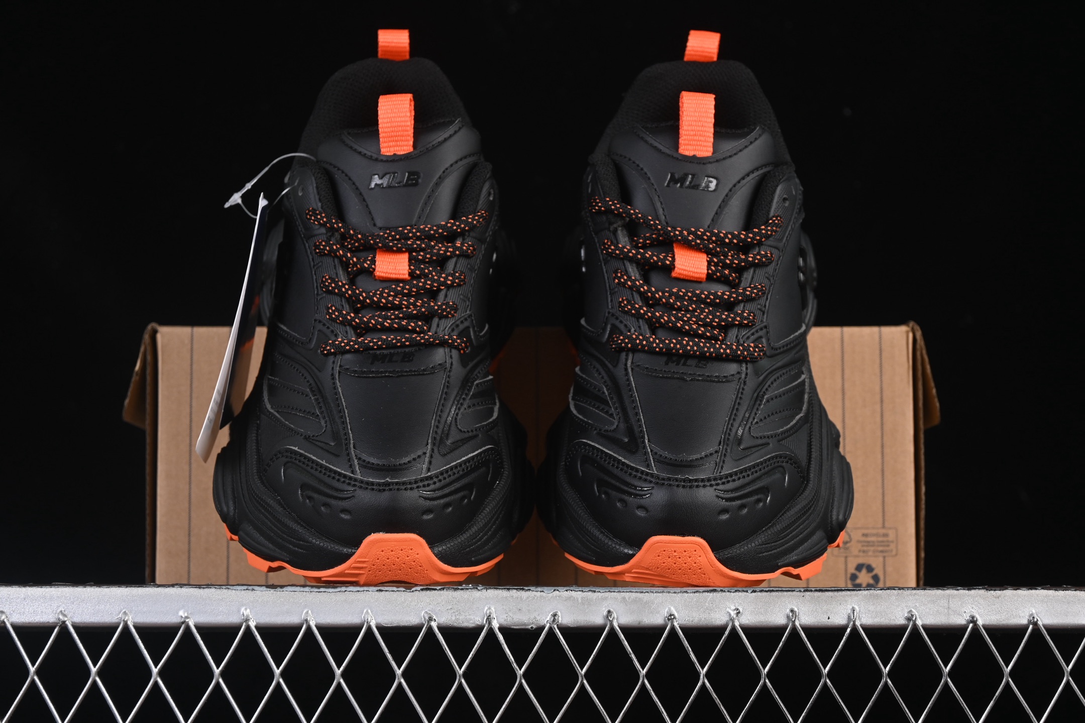 💰220纯原
 NY MLB Winner Chunky A 纽约洋基队 增高厚底休闲跑鞋 3ASHW005N50ORD
尺码：35 36 36.5 37.5 38 38.5 39 40 40.5 41 42 42.5 43 44 44.5 45 FYC3