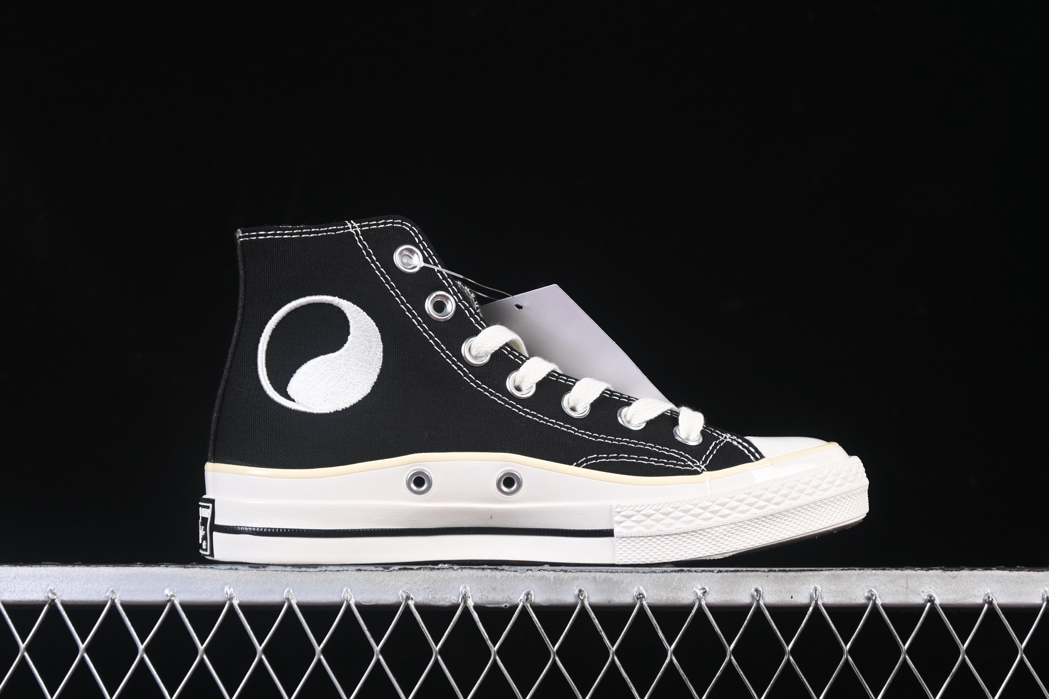 💰140纯原
Converse 1970s Hi 阴阳太极 高帮帆布鞋 A17694C
尺码：35 36 36.5 37 37.5 38 39 39.5 40 41 41.5 42 42.5 43 44 M.C3