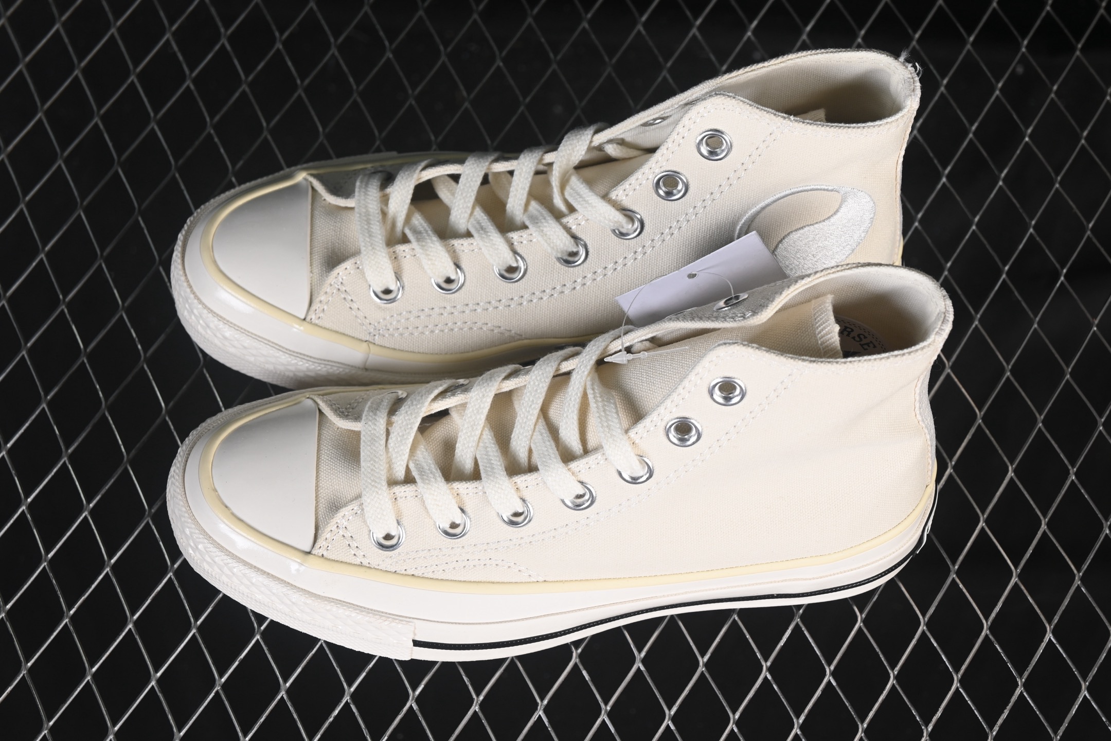 💰140纯原
 Converse 1970s Hi 阴阳太极 高帮帆布鞋 A16179C
尺码：35 36 36.5 37 37.5 38 39 39.5 40 41 41.5 42 42.5 43 44 M.C3