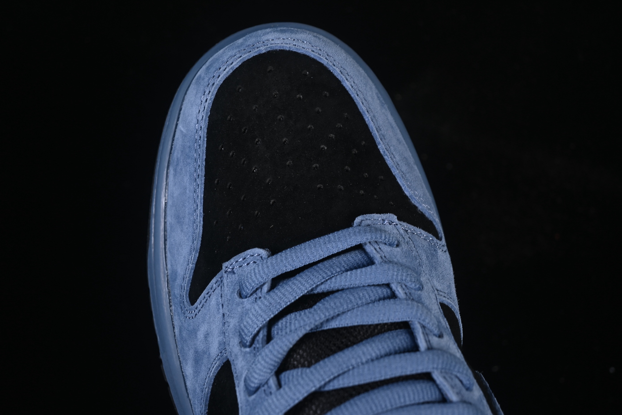 💰360纯原
Supreme x Nike Dunk SB Dunk Low 联名棕黄 低帮休闲滑板鞋 HQ8487-400
尺码：40 40.5 41 42 42.5 43 44 44.5 45 46 47.5 HCD4