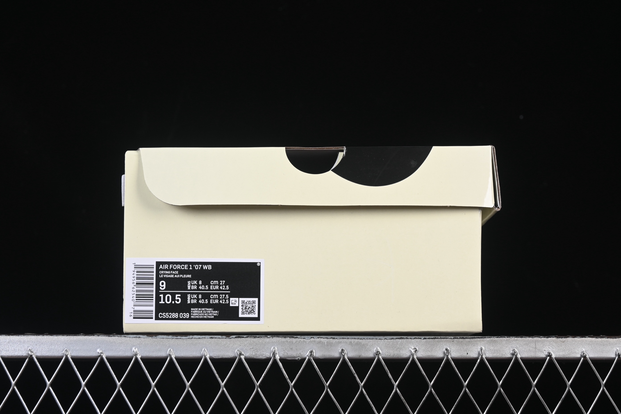 💰300纯原
Nike Air Force 1'07 Low 米白鬼脸 空军一号低帮休闲板鞋 CS5288-039
#原楦头原纸板 原装鞋盒 定制五金配件 内置全掌气垫 原厂鞋底 
尺码：36 36.5 37.5 38 38.5 39 40 40.5 41 42 42.5 43 44 44.5 45 9.D4