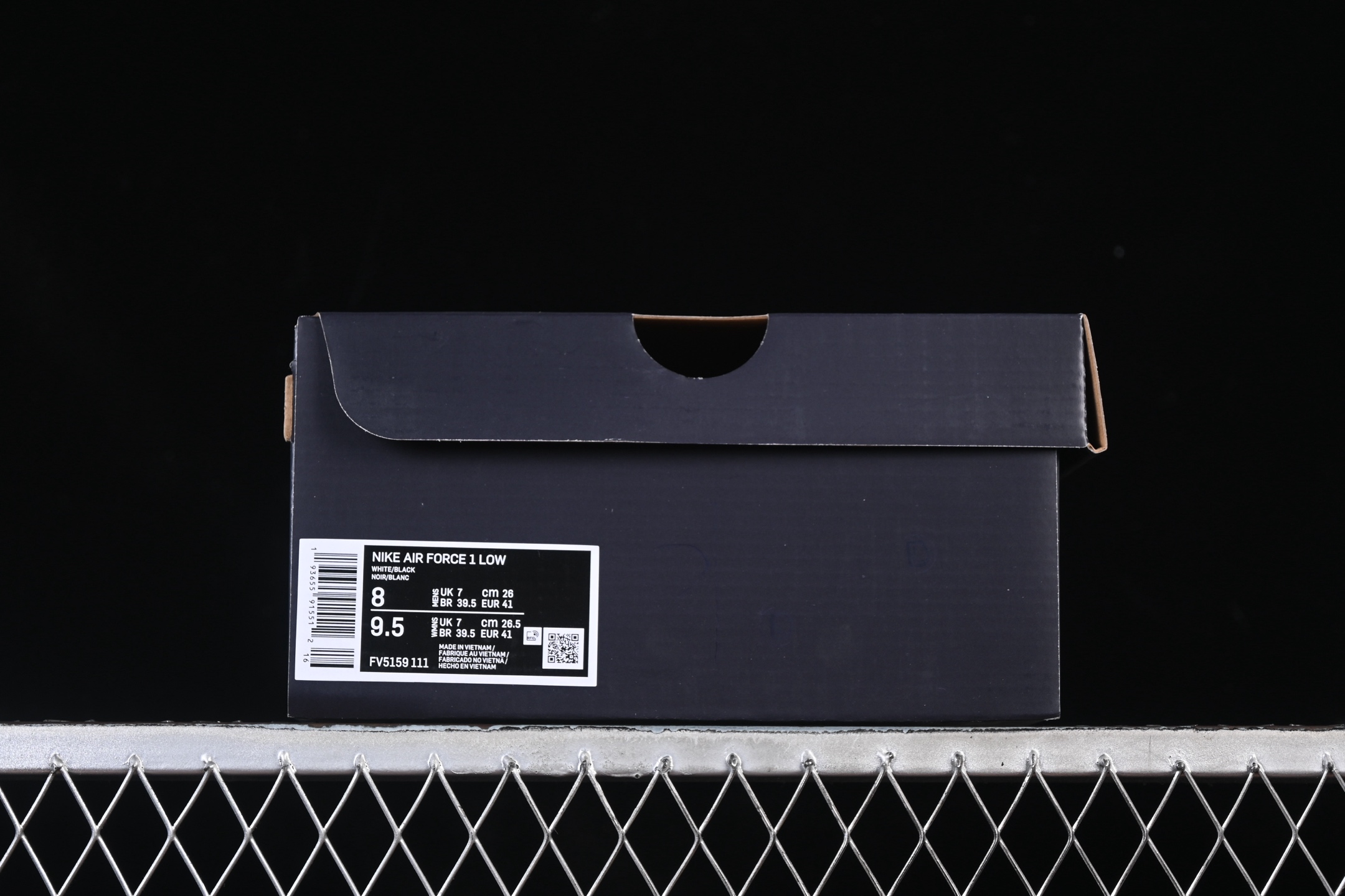 💰260纯原
 Nike Air Force 1'07 Low 万圣节主题 空军一号低帮休闲板鞋 FV5159-111
#定制皮料 原楦原纸板 纯正空军版型 内置全掌气垫
尺码：36 36.5 37.5 38 38.5 39 40 40.5 41 42 42.5 43 44 44.5 45 K.D4