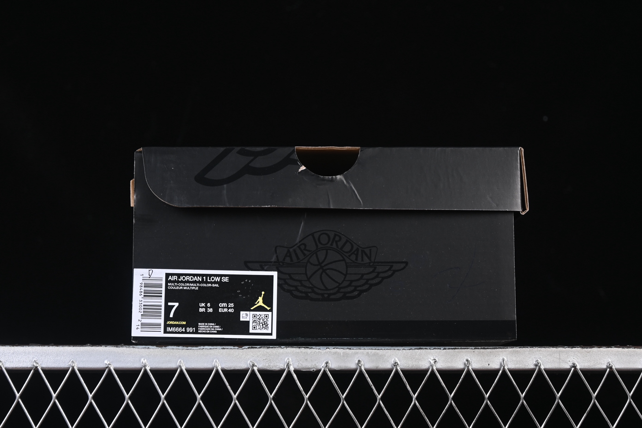 💰200公司级💰240纯原
Air Jordan 1 Low SE "Multi-Color Distressed" AJ1 乔1做旧复古喷墨 低帮文化休闲板鞋 IM6664-991
#采用毛边帆布面板与做旧细节，营造出自然磨损的复古质感。棕、橙、灰等大地色调的覆面与泼墨般的斑驳印记形成鲜明对比，赋予球鞋粗犷的街头风格。
尺码：36 36.5 37.5 38 38.5 39 40 40.5 41 42 42.5 43 44 44.5 45 46 99C3