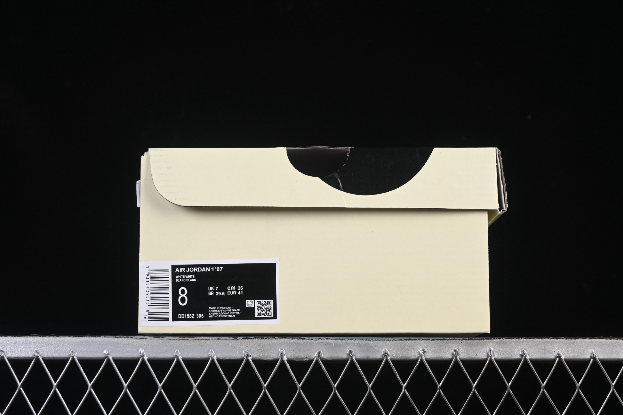 💰300纯原
Nike Air Force 1'07 Low 斯图西联名 米绿勾 空军一号低帮休闲板鞋 DD1982-305
#原楦头原纸板 原装鞋盒 定制五金配件 内置全掌气垫 原厂鞋底 
尺码：36 36.5 37.5 38 38.5 39 40 40.5 41 42 42.5 43 44 44.5 45 9.D4