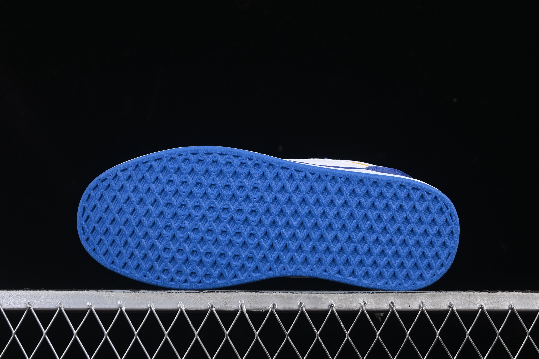 💰140纯原
Vans Skate Estazzo 万斯低帮休闲运动滑板鞋 VN000D45BYL
#工艺：硫化1:1（重量1:1、真标、原钢印、材质标、鞋型标、合格证）
尺码：35 36 36.5 37 38 38.5 39 40 40.5 41 42 42.5 43 44 M.C3