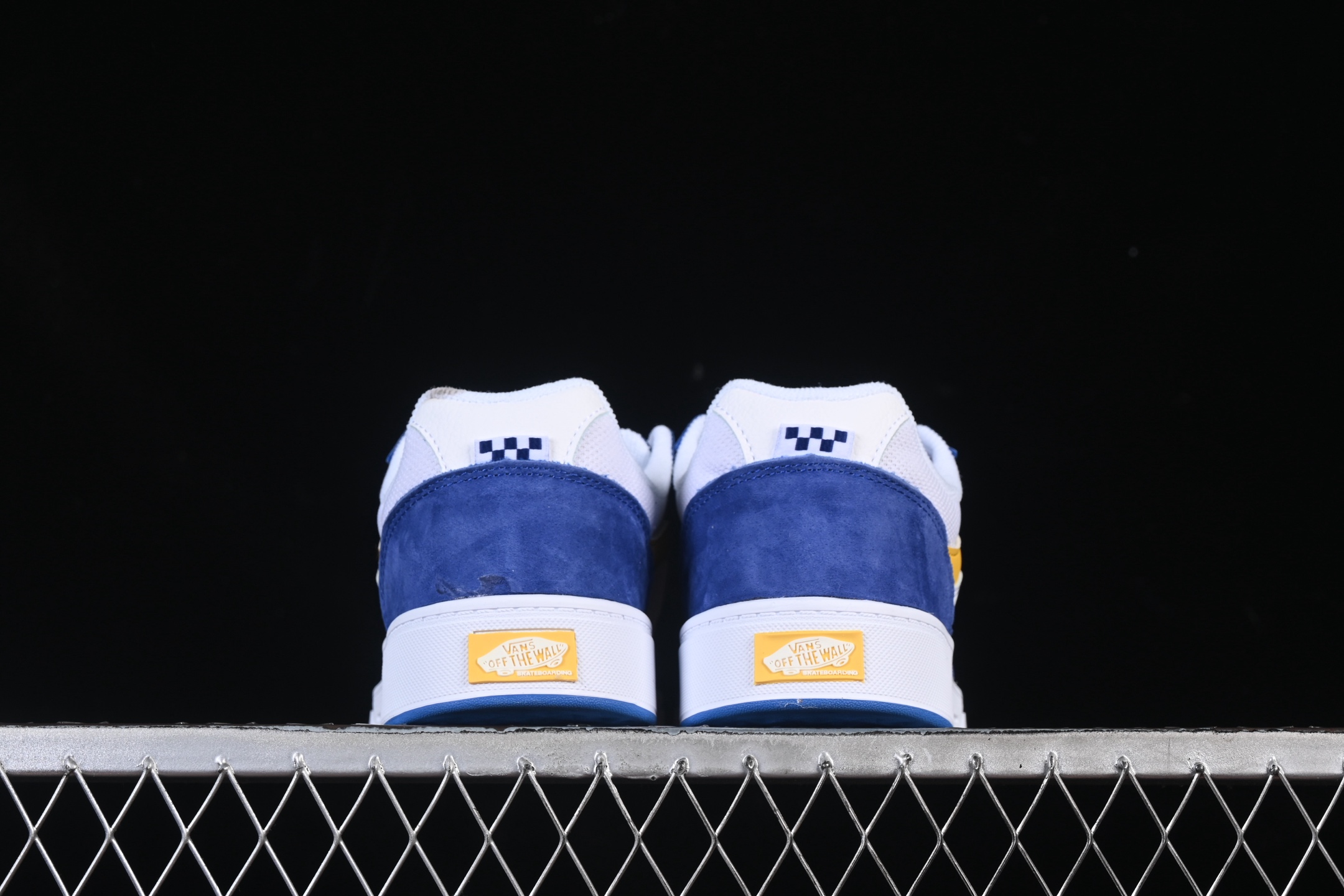 💰140纯原
Vans Skate Estazzo 万斯低帮休闲运动滑板鞋 VN000D45BYL
#工艺：硫化1:1（重量1:1、真标、原钢印、材质标、鞋型标、合格证）
尺码：35 36 36.5 37 38 38.5 39 40 40.5 41 42 42.5 43 44 M.C3