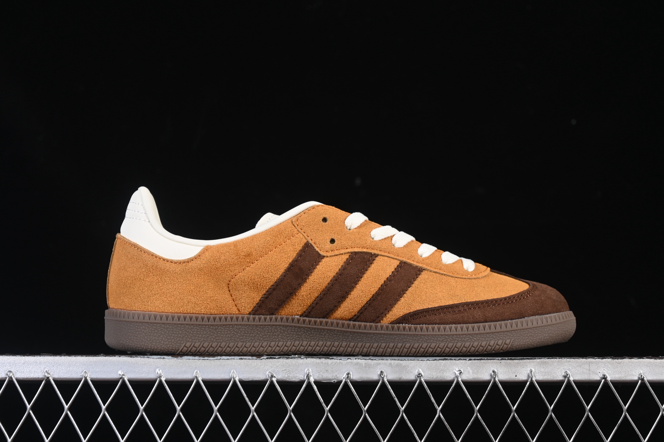 Adidas Samba JI3288 阿迪三叶草休闲板鞋尺码：36 36.5 37 38 38.5 3