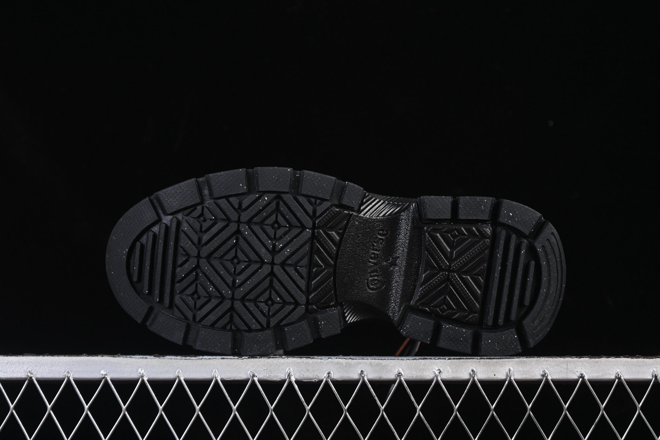 💰160纯原
 Converse All Star Trekwave SL Shin-Hi 秋冬皮面高帮马丁休闲生活鞋 1SD544
尺码：35 36 36.5 37 37.5 38 39 39.5 40 41 41.5 42 42.5 43 44 M.C3