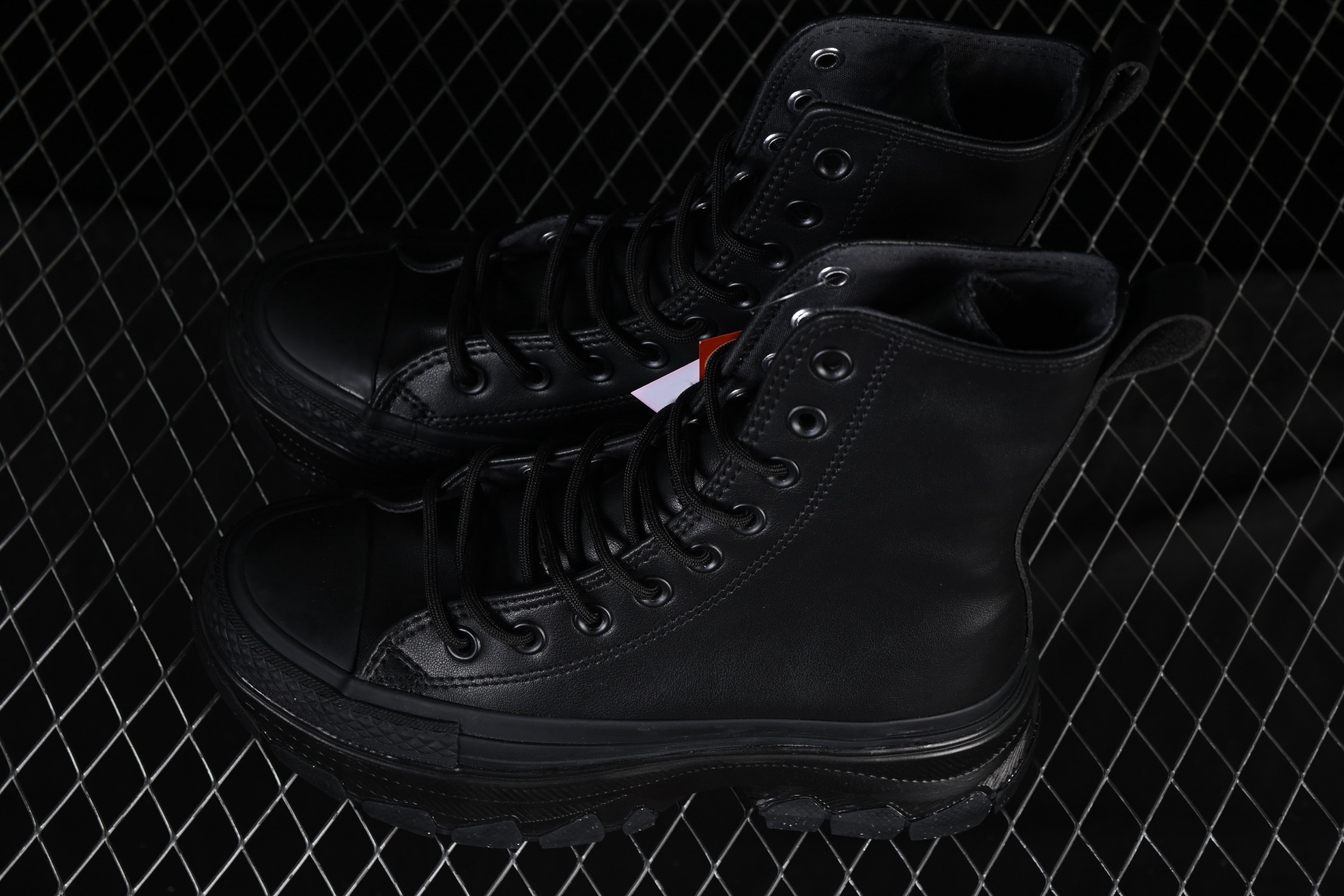 💰160纯原
 Converse All Star Trekwave SL Shin-Hi 秋冬皮面高帮马丁休闲生活鞋 1SD544
尺码：35 36 36.5 37 37.5 38 39 39.5 40 41 41.5 42 42.5 43 44 M.C3