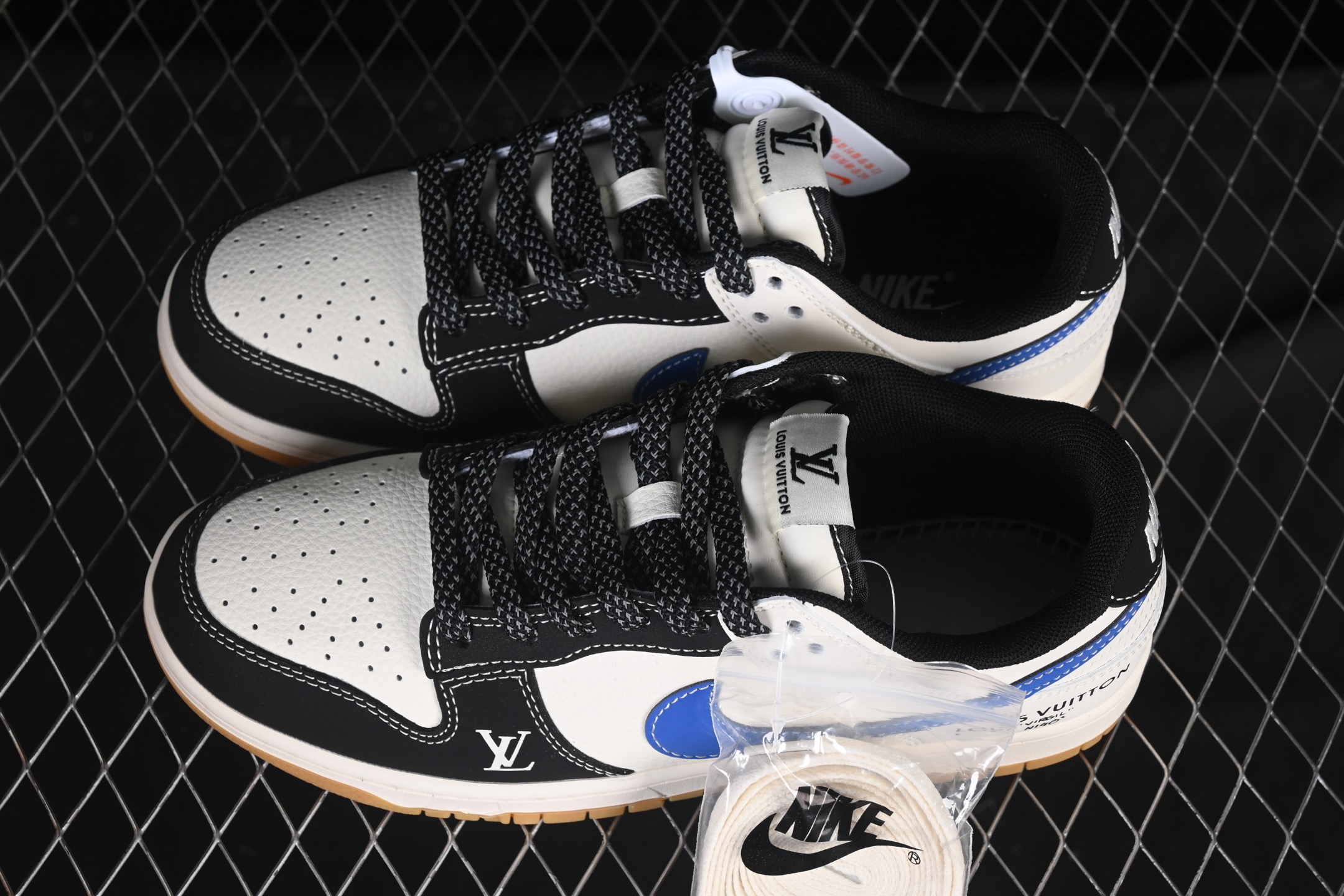 Nike SB Dunk Low LV联名 米黑篮生胶 周年高端定制 低帮休闲板鞋 jp-1748-00