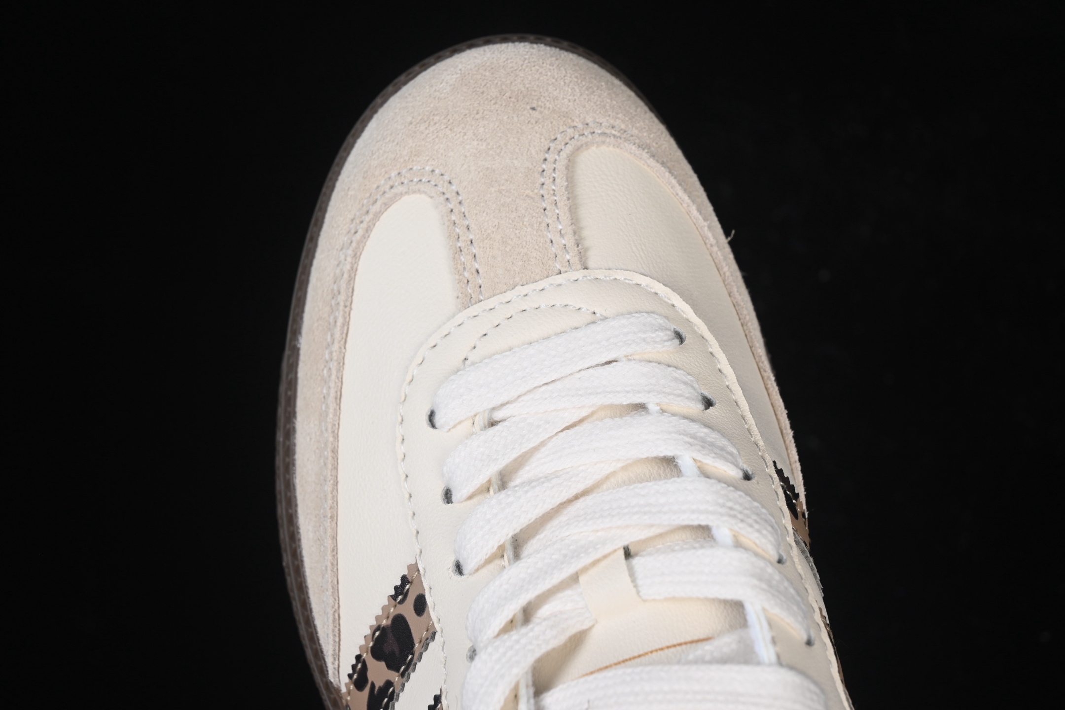 Adidas Samba JQ5874 阿迪三叶草休闲板鞋尺码：36 36.5 37 38 38.5 3