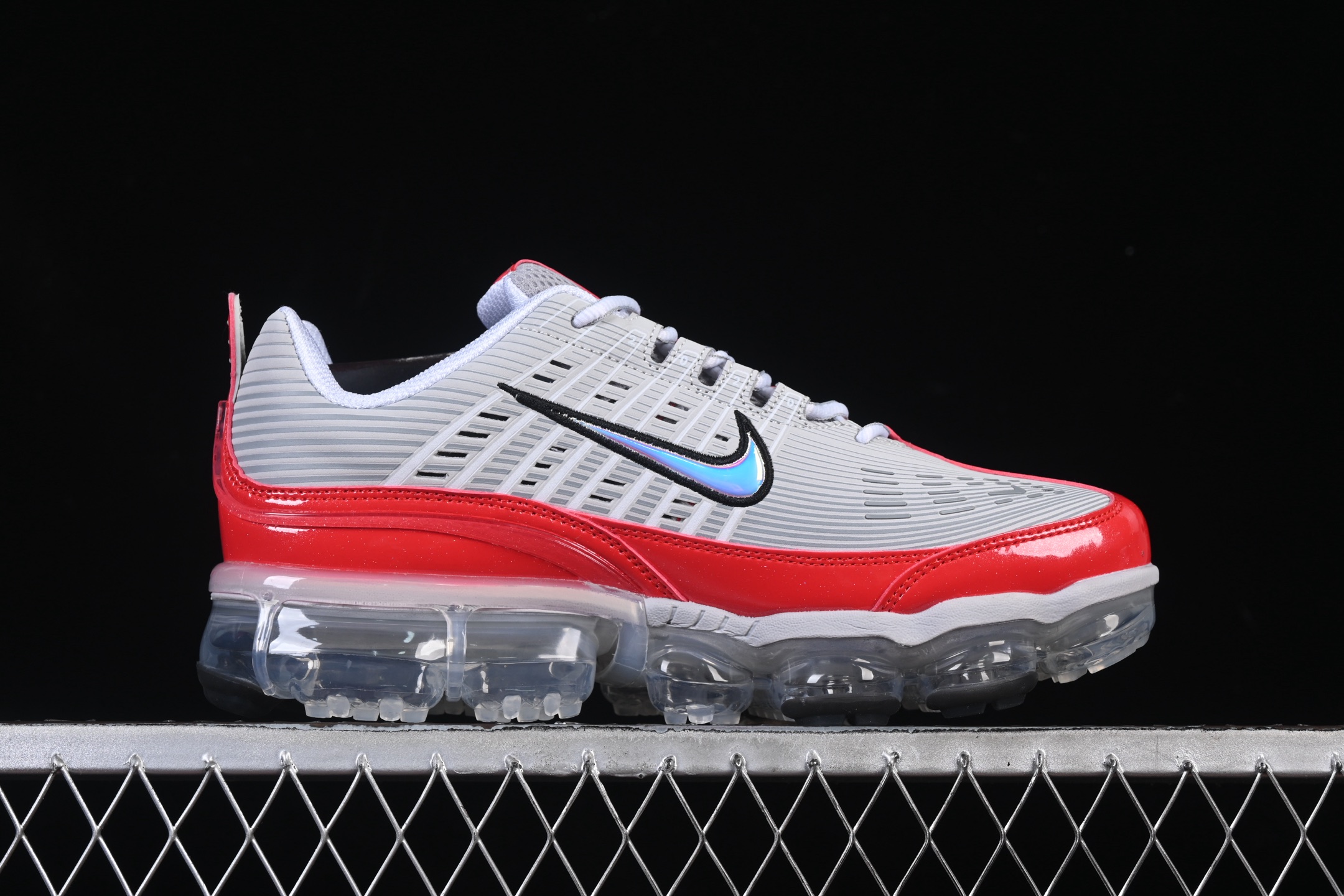 Nike Air Vapormax 360 全掌大气垫透气跑步鞋 CK2718-002#鞋面依旧延续经典