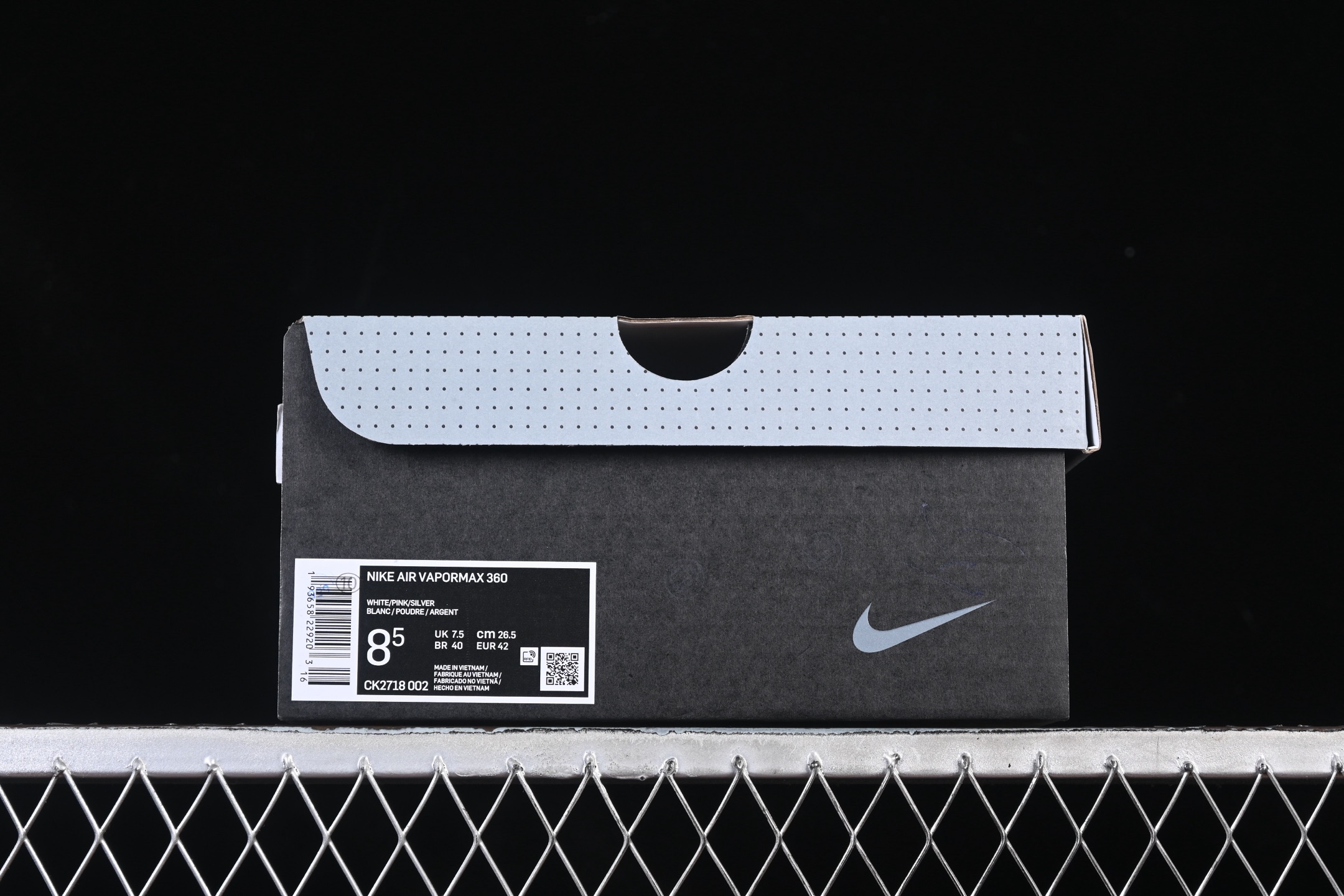 Nike Air Vapormax 360 全掌大气垫透气跑步鞋 CK2718-002#鞋面依旧延续经典