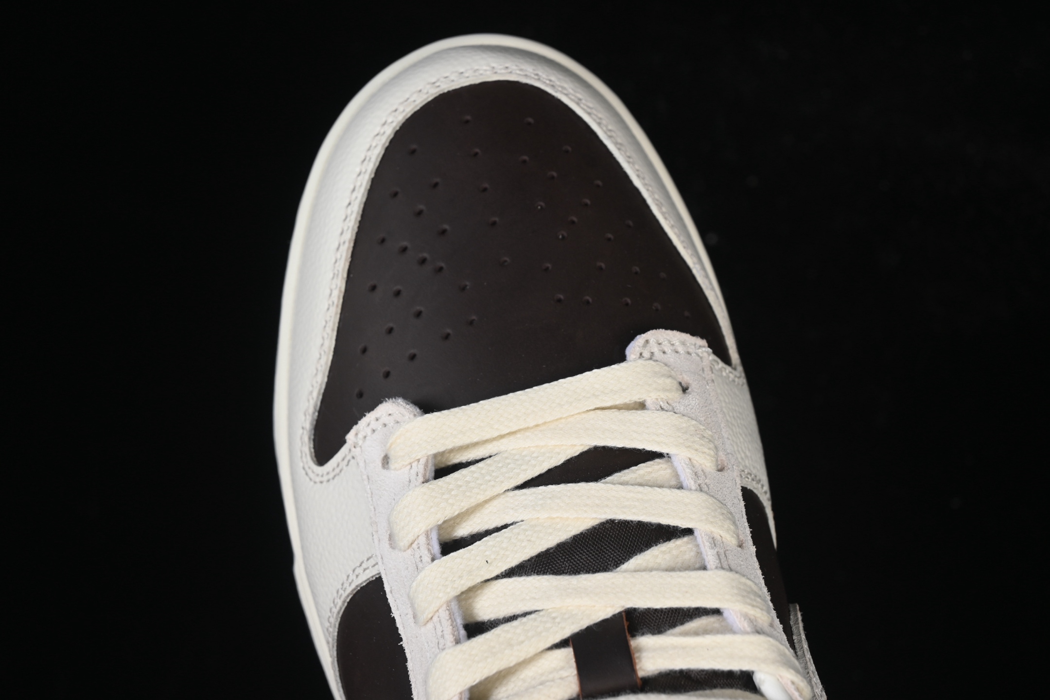 💰200真标💰260公司级💰360纯原
Nike SB Dunk Low "Fauna Brown" 奶棕 低帮休闲板鞋 IH7333-200
尺码：35.5 36 36.5 37.5 38 38.5 39 40 40.5 41 42 42.5 43 44 44.5 45 46 N.D4