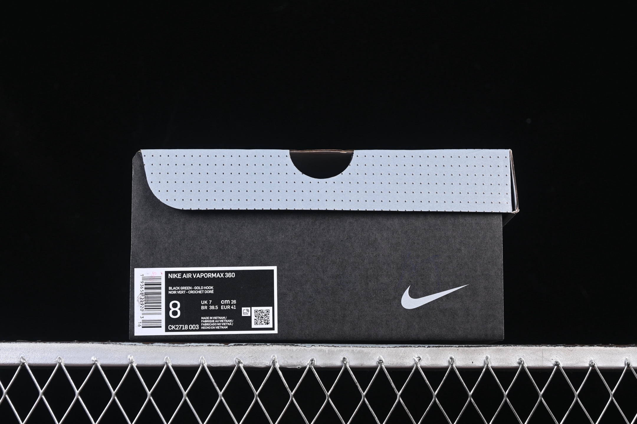 Nike Air Vapormax 360 全掌大气垫透气跑步鞋 CK2718-003#鞋面依旧延续经典