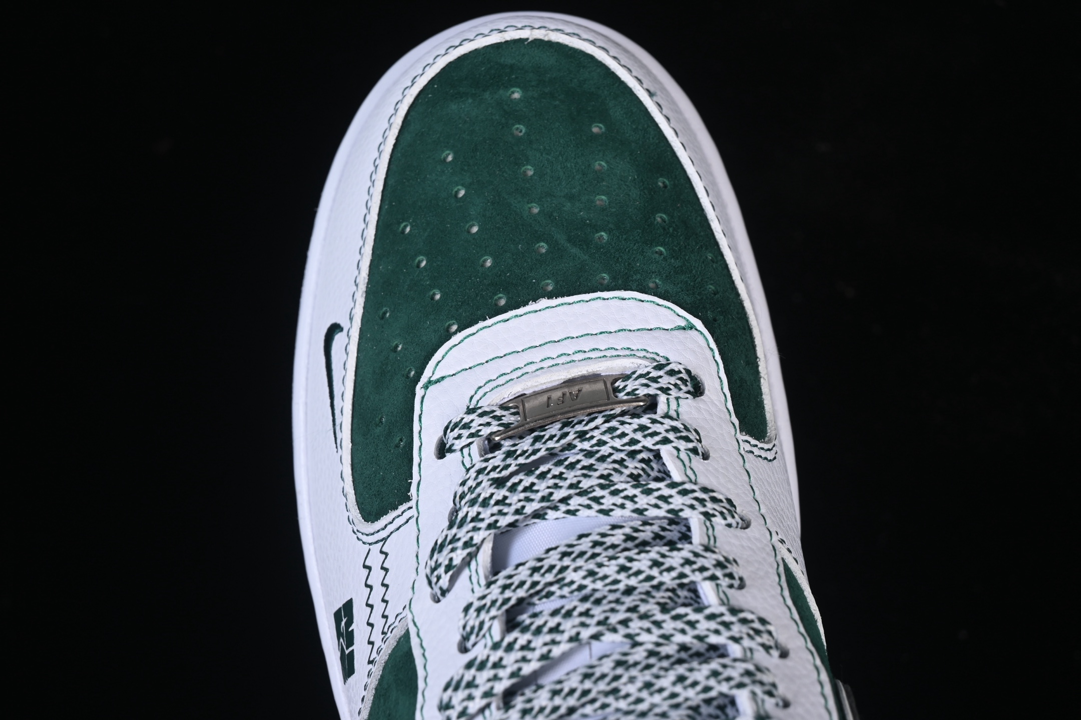 💰260公司级💰360纯原
 Nike Air Force 1'07 Low 北面联名 绿猪八翻毛 空军一号低帮休闲板鞋 SU2305-561
#原楦头原纸板 原装鞋盒 定制五金配件 内置全掌气垫 原厂鞋底 
尺码：36 36.5 37.5 38 38.5 39 40 40.5 41 42 42.5 43 44 44.5 45 9.D4