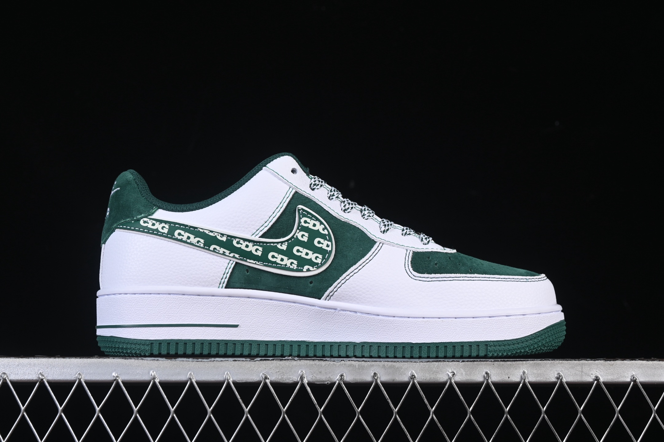 💰260公司级💰360纯原
 Nike Air Force 1'07 Low 北面联名 绿猪八翻毛 空军一号低帮休闲板鞋 SU2305-561
#原楦头原纸板 原装鞋盒 定制五金配件 内置全掌气垫 原厂鞋底 
尺码：36 36.5 37.5 38 38.5 39 40 40.5 41 42 42.5 43 44 44.5 45 9.D4