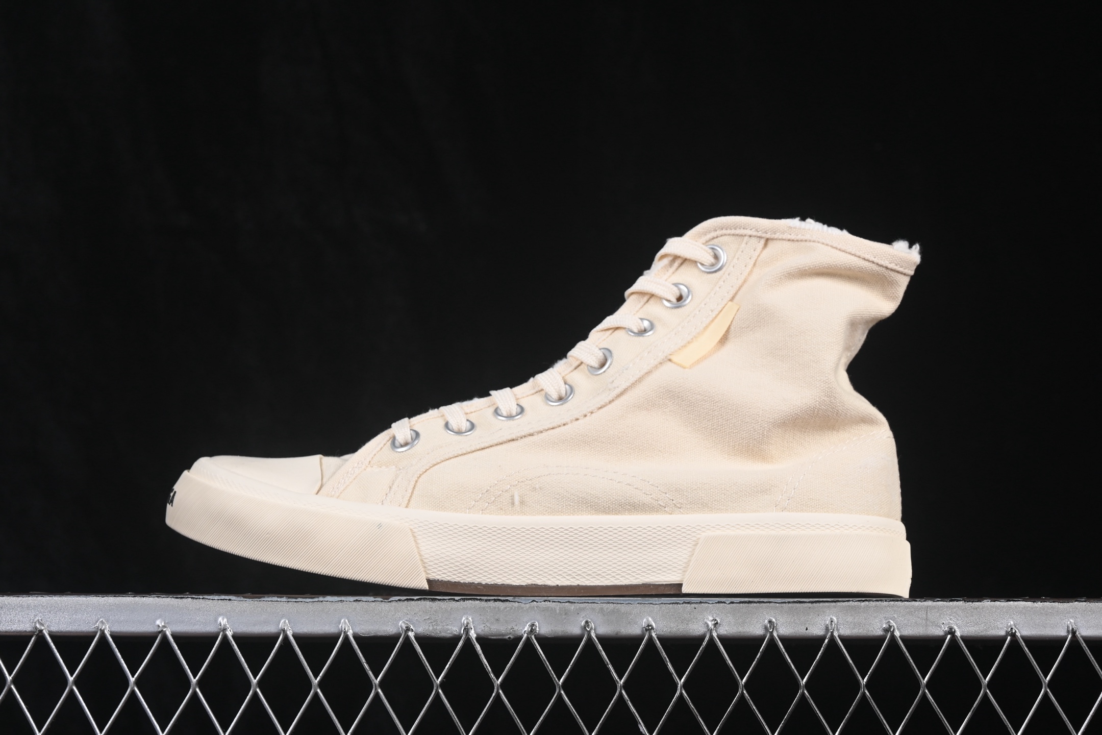 OK版 Balenciaga Paris Low 巴黎世家磨损做旧高帮系带时尚板鞋 W3RC49090 尺码：35 36