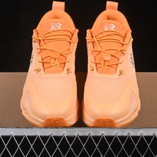 PK版 Loewe x On Cloudsolo 舒适贴合缓震透气跑步鞋 3MF Orange 尺码:36 37 37. PK版 Loewe x On Cloudsolo 舒适贴合缓震透气跑步鞋 3MF Orange 尺码:36 37 37.