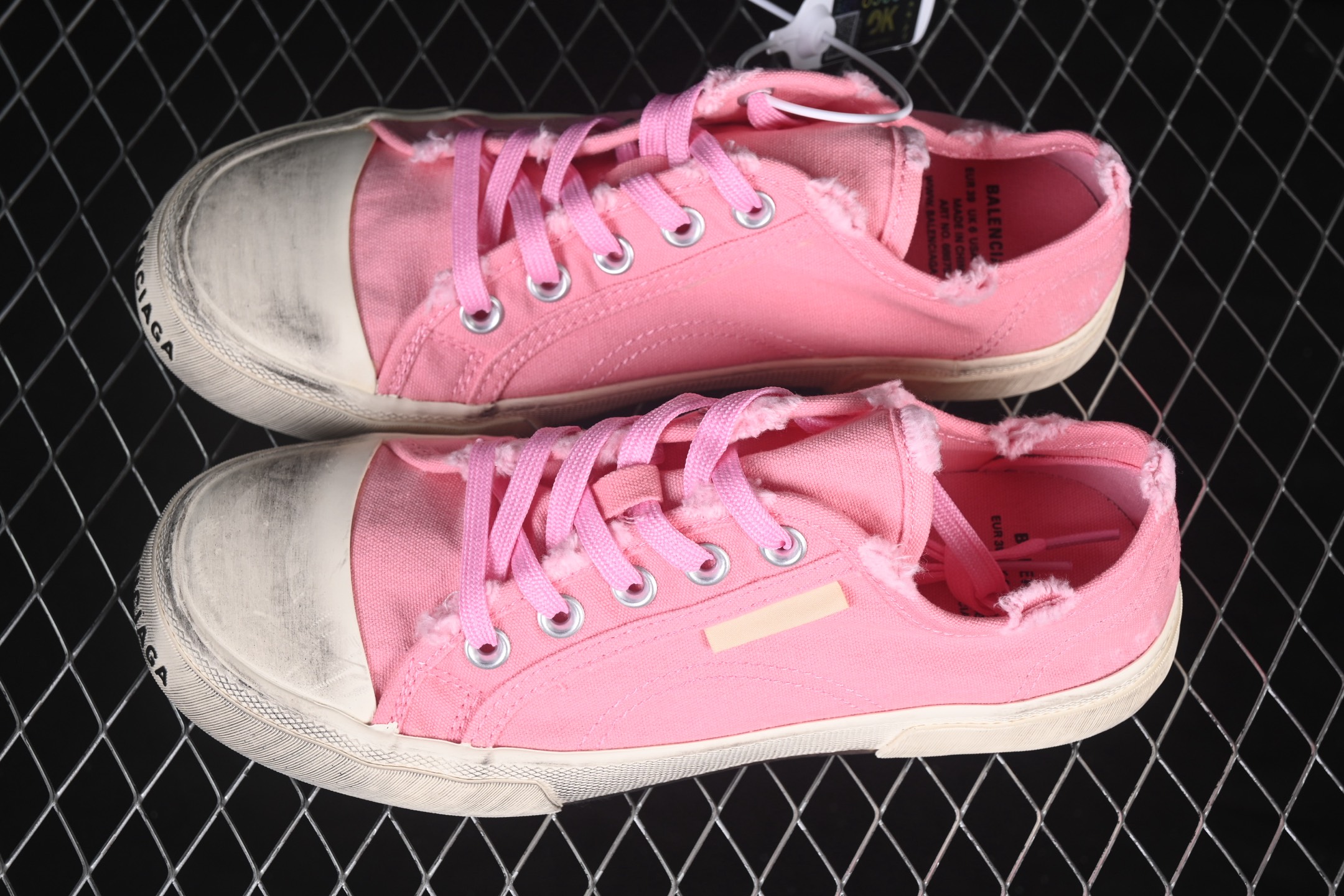 OK版 Balenciaga Paris Low 巴黎世家磨损做旧低帮系带时尚板鞋 W3RC35591 尺码：35 36