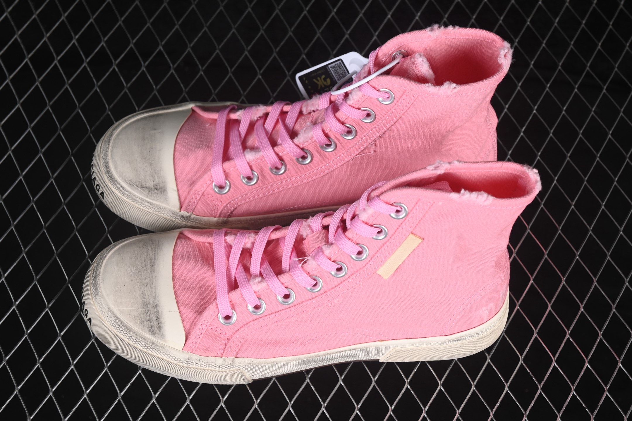OK版 Balenciaga Paris Hi 巴黎世家磨损做旧高帮系带时尚板鞋 W3RC35592 尺码：35 36 