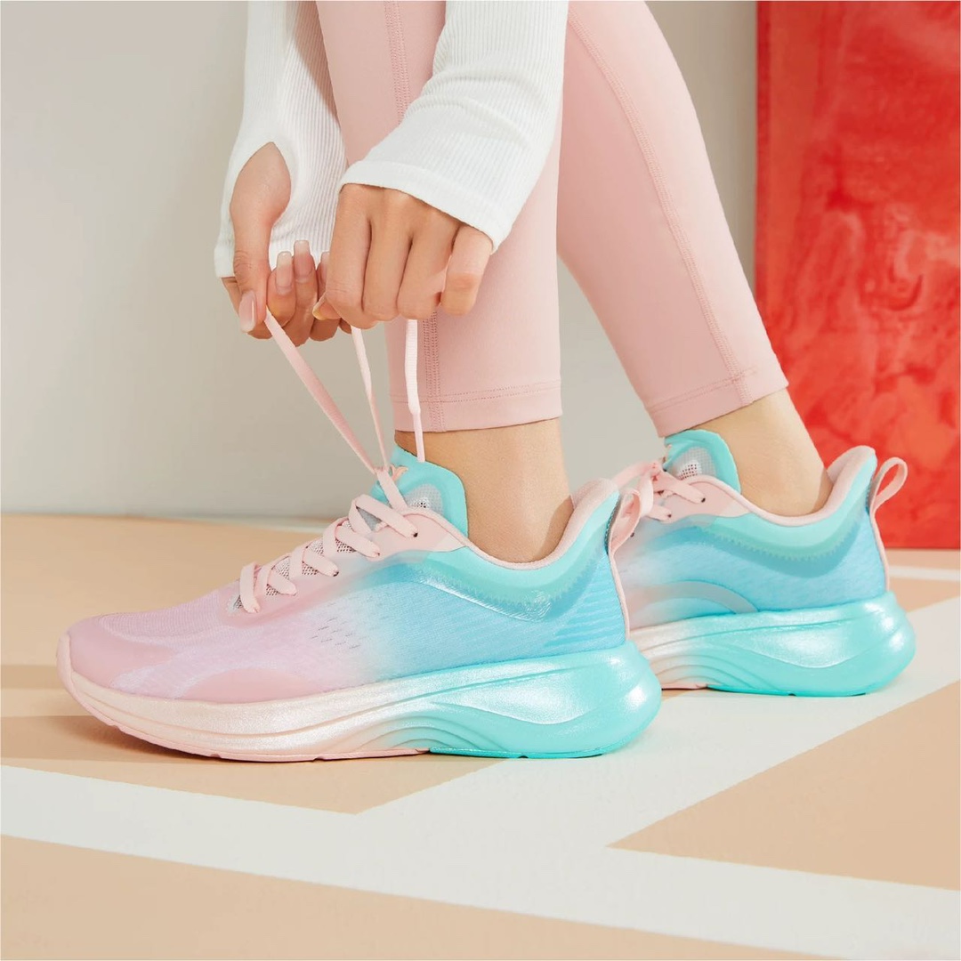 lace-up athletic shoe - Comprehensive 2