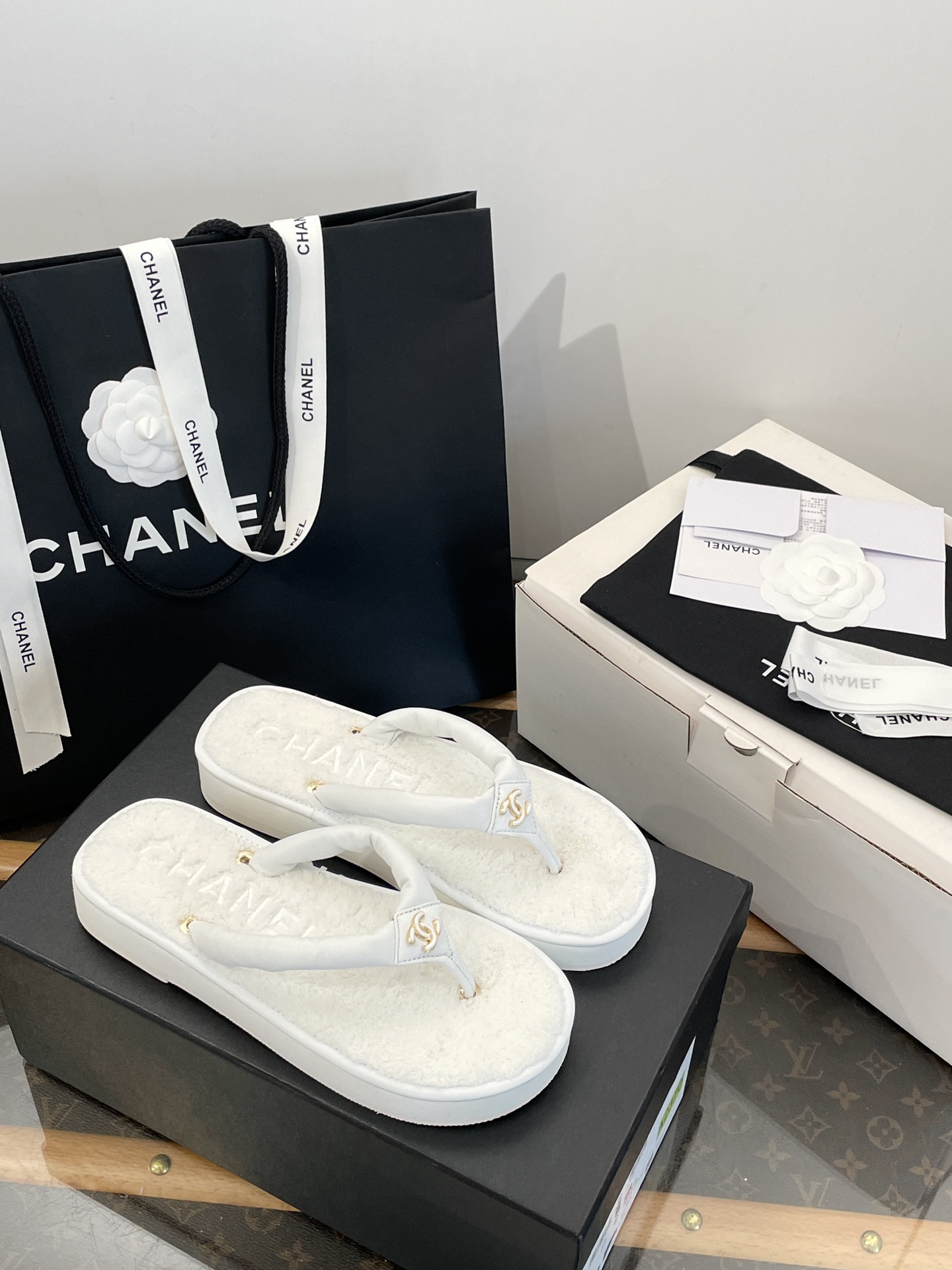 CHANEL lente/zomer platte slippers - topkwaliteit
