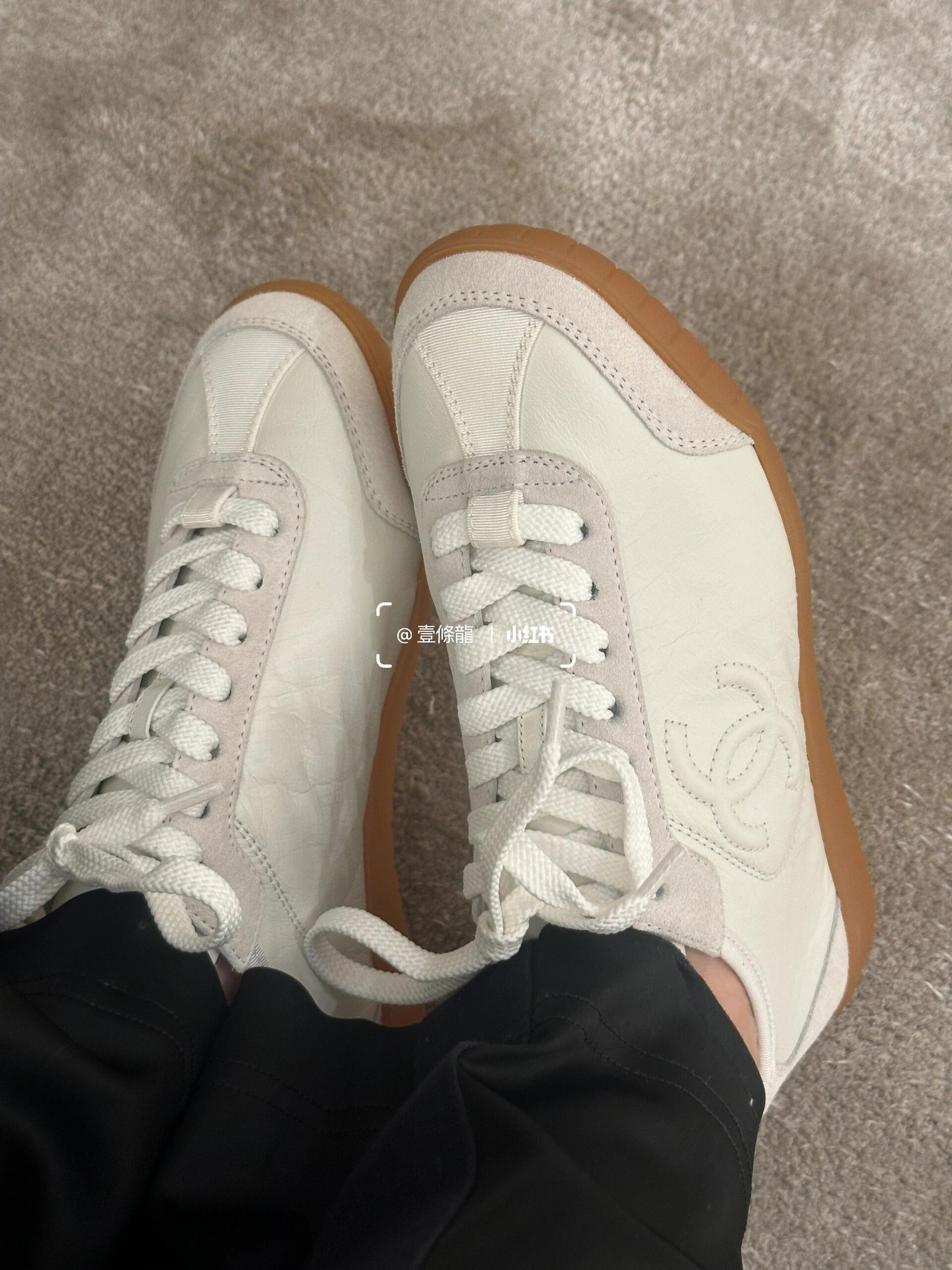 NO:237533,Very comfortable, super soft, fluffy inside, very suitable for autumn and winter~ I don't want to take it off after wearing it, casual shoes/sports shoes, sneakers19860909很舒服 超级软 内里绒绒的 很适合秋冬～穿了就不想脱下来,休闲鞋/运动鞋,sneakers,Women's Shoes