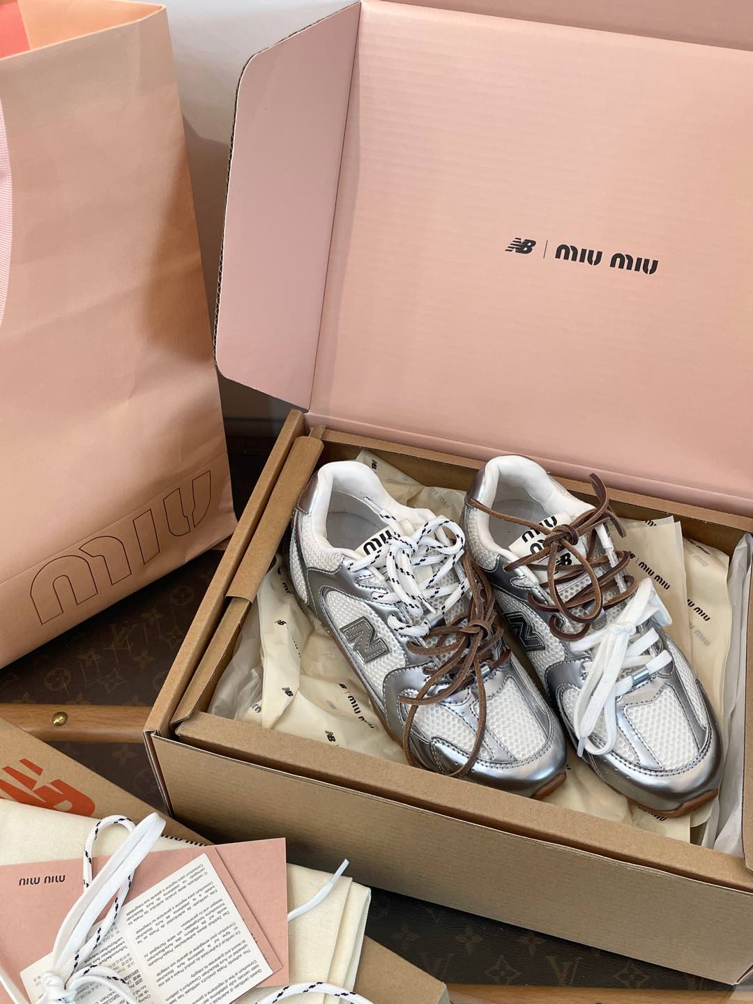 NO:888556,Original one-to-one complete package, casual shoes/sports shoes, sneakers19860909原版一比一全套包装,休闲鞋/运动鞋,sneakers,Women's Shoes