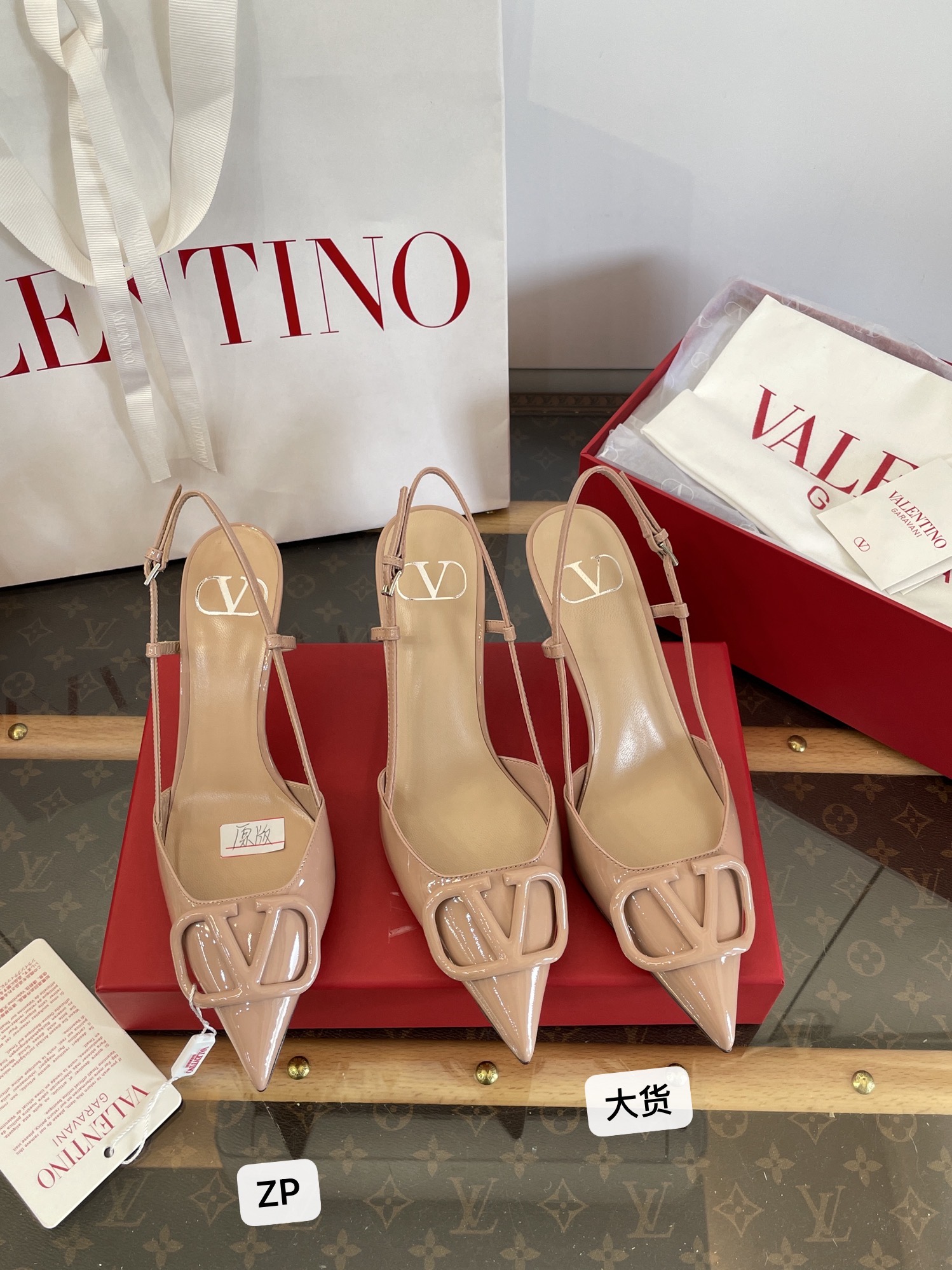 NO:249756,Original large goods, exclusive purchase counters for the market, not to make goods based on pictures, exclusive 1:1 original development, different from market currency, high quality, absolutely different, sandals, sandals19860909原版大货 市场独家购入专柜 并不是看图做货～独家1:1原版开发～区别市场通货～高品质绝对完全不一样,凉鞋,sandals,Women's Shoes