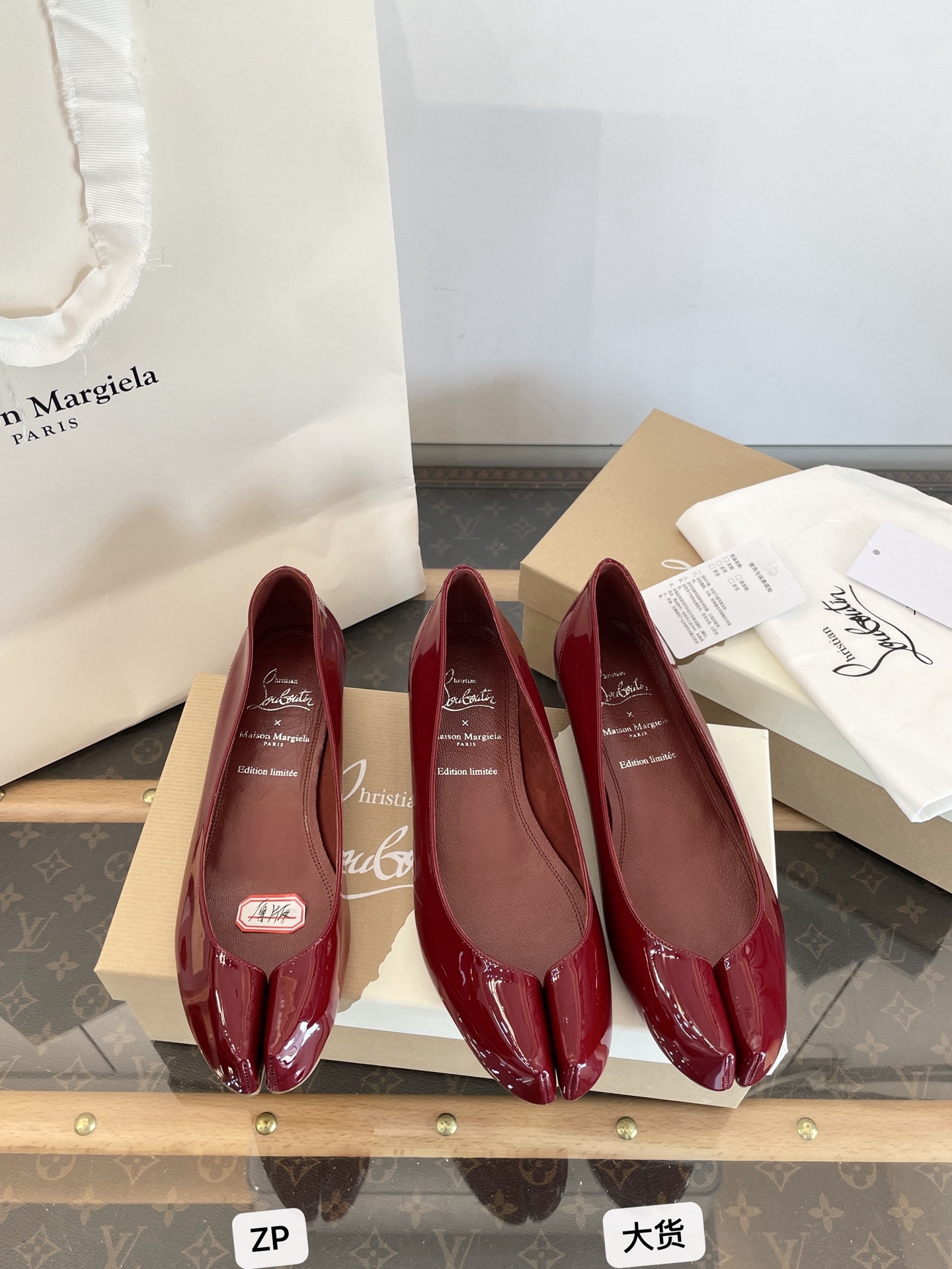 NO:263601,Original large goods, exclusive purchase counters in the market, not to make goods based on pictures, exclusive 1:1 original development~ Different from market currency, high quality is absolutely different, single shoes19860909原版大货 市场独家购入专柜 并不是看图做货～独家1:1原版开发～ 区别市场通货～高品质绝对完全不一样,单鞋,Women's Shoes