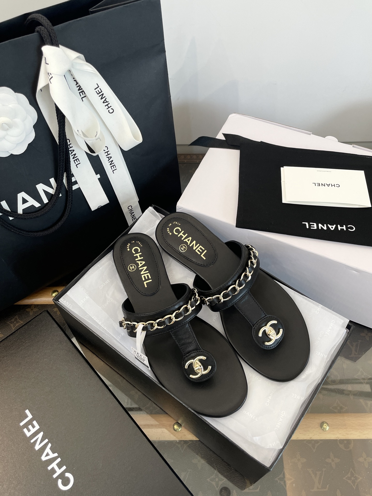 CHANEL lente/zomer platte slippers - topkwaliteit