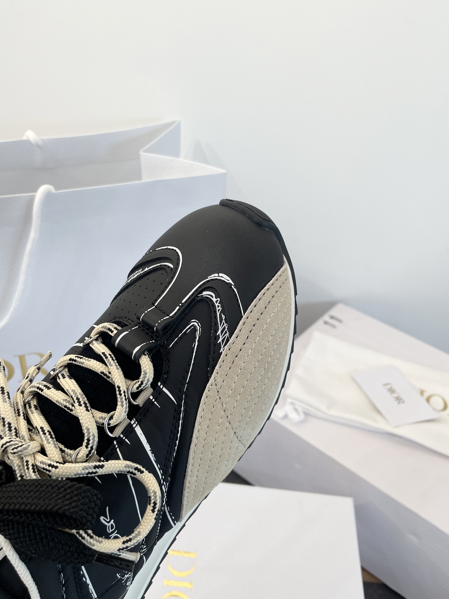 NO:413695,: Details # ① Imported cowhide + nylon cloth with upper ② Imported breathable jacquard mesh cloth with inner lining ③ Exclusive 1:1 development of private model Tu combination Lucky Star outsole / inner height 5cm, casual shoes / sports shoes, sneakers, cowhide19860909: 细节图 # ①鞋面进口牛皮+尼龙布 ②内里进口透气提花网布 ③大底原版独家1:1开发私模Tu组合幸运星大底 /内增高5cm,休闲鞋/运动鞋,sneakers,cowhide,Women's Shoes