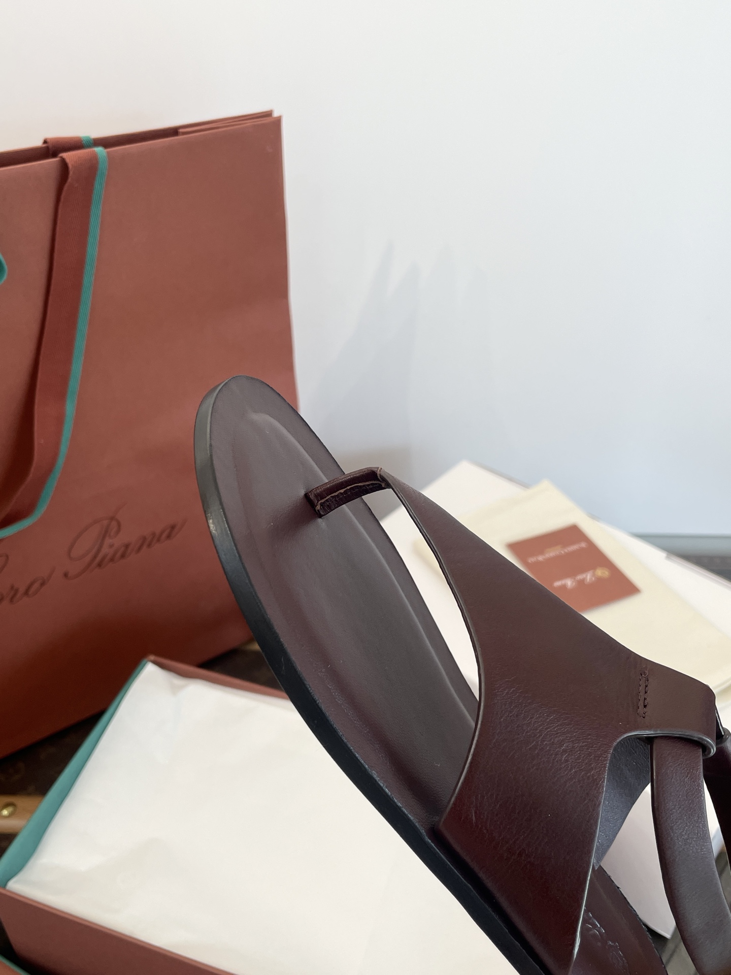 Elegantes Sandalias de Piel para Mujer, Diseño Italiano Original y Confort Superior