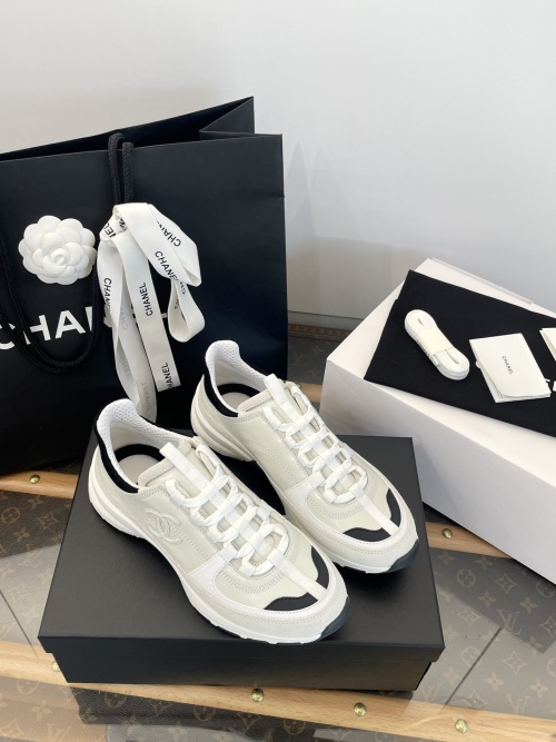 Chanel 2025 Platform Sneakers with Double C Logo - Stylish & Comfortable 1 Chanel 2025 Platform Sneakers with Double C Logo - Stylish & Comfortable
