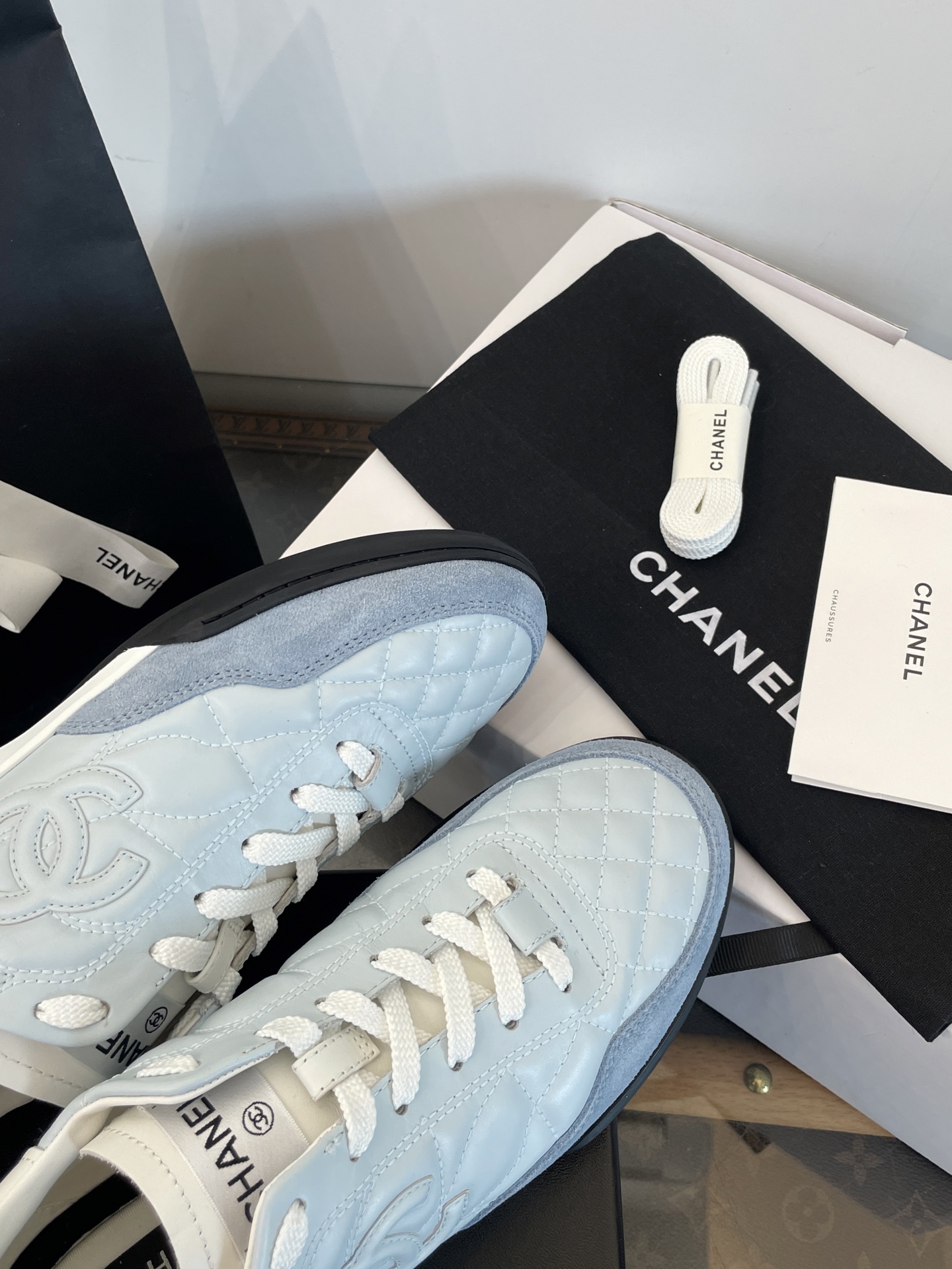 NO:494785,Exclusive original version of the upper 1:1 custom imported light blue film calfskin, toe toe ox back velvet ~ white calfskin, inner mixed lambskin spliced ​​sweat-absorbing towel cloth, foot pad imported mercerized cotton insole ~ sweat-absorbing and breathable comfort, outsole exclusive original version of the original version of the 1:1 developed private model TU sole (sole height 2.5cm) Those who understand goods will naturally understand. Different from market currency ~ the quality of top purchasing agents is absolutely different, casual shoes/sports shoes, sneakers, cowhide, sheepskin19860909鞋面独家原版1:1定制进口浅蓝色贴膜小牛皮 鞋头牛反绒～后包白色小牛皮 内里混种小羊皮拼接吸汗毛巾布 垫脚进口丝光棉鞋垫～吸汗透气舒适 大底独家原版1:1开发私模TU大底（底高2.5cm） 懂货的自然懂 区别市场通货～顶级代购品质绝对不一样,休闲鞋/运动鞋,sneakers,cowhide,sheepskin,Women's Shoes