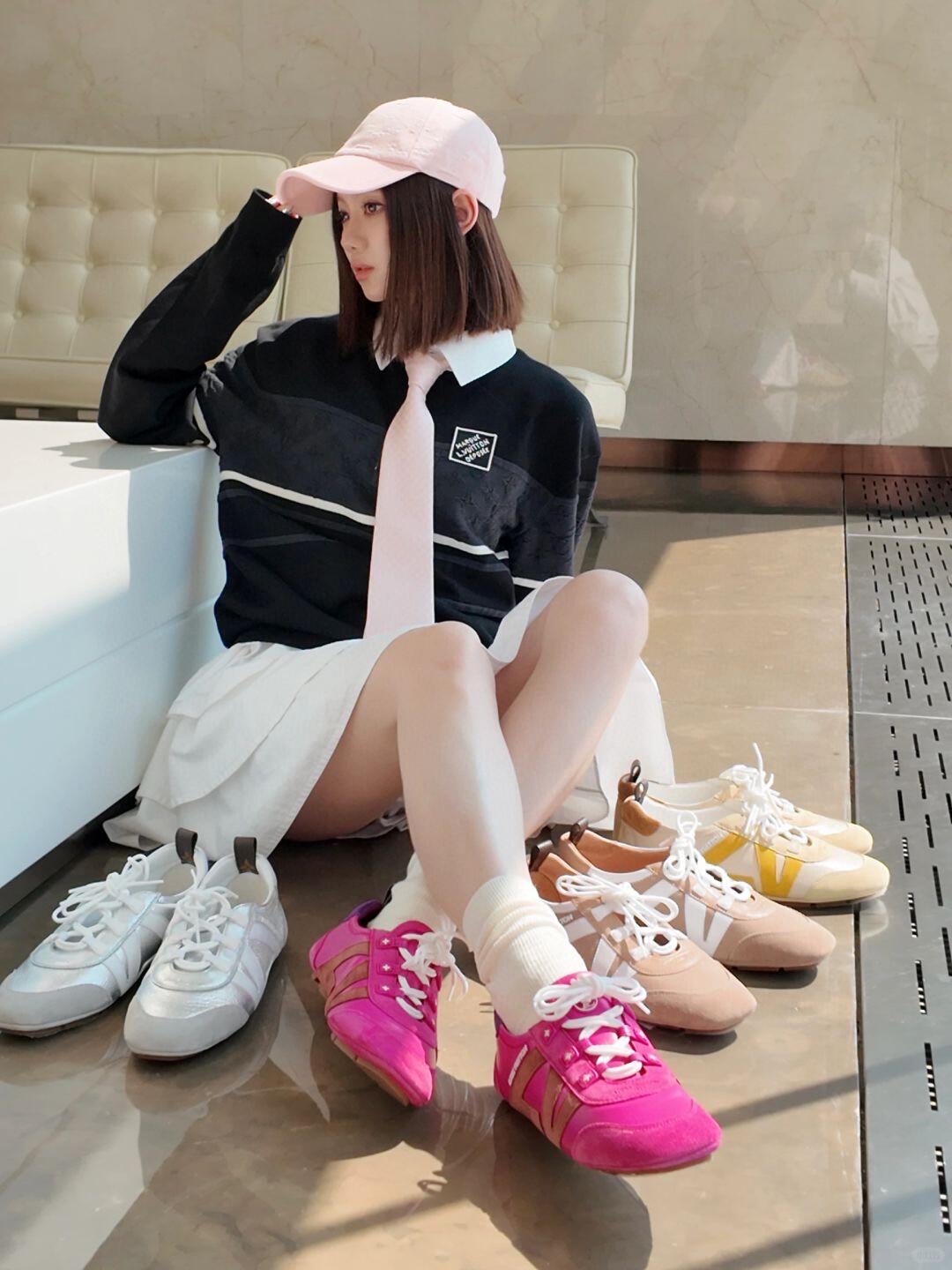 NO:512220,Who can refuse a pair of easy to wear? German training shoes, casual shoes/sports shoes, sneakers19860909谁能拒绝一双好穿 德训鞋啊,休闲鞋/运动鞋,sneakers,Women's Shoes