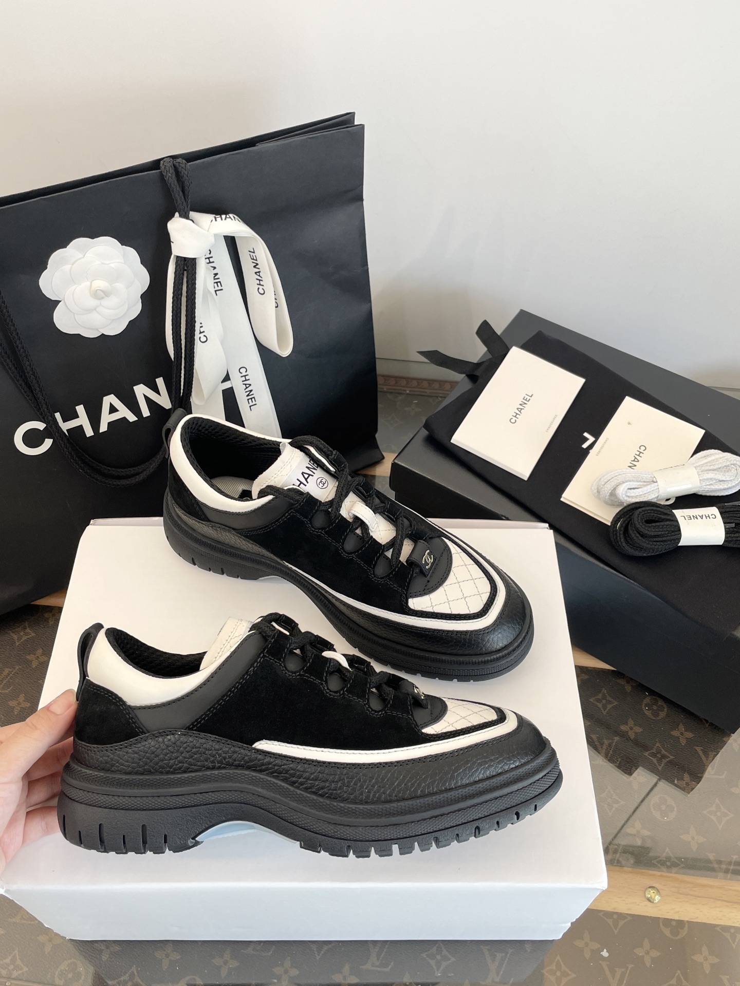 CHANEL カジュアルスニーカー ヴィンテージで上品な雰囲気～デイリー通勤にも万能 - トップ品質
