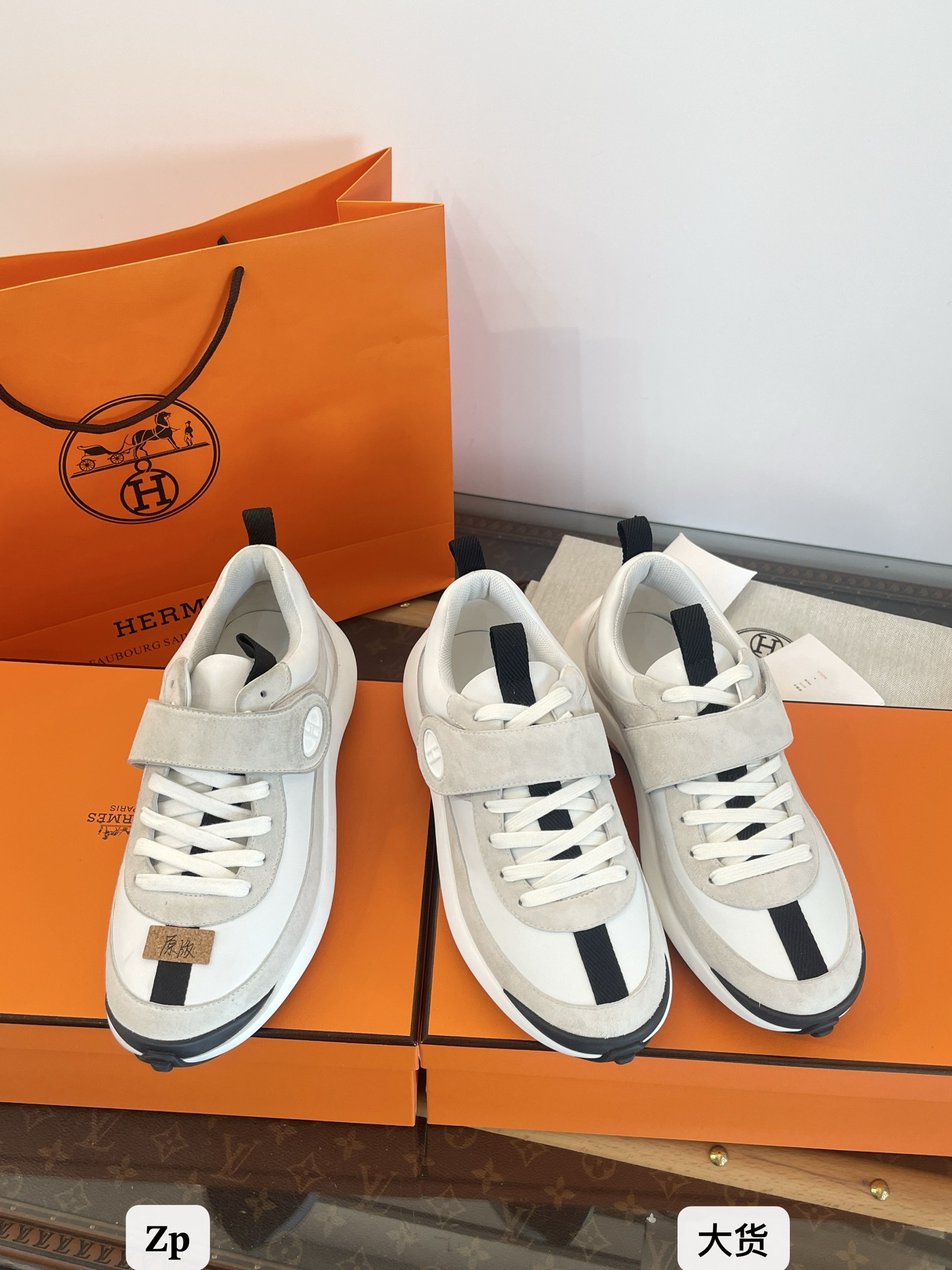 NO:489824,Original large goods, exclusive purchase counters in the market, not to make goods based on pictures, exclusive 1:1 original development~ Different from market currency, high quality is absolutely different, casual shoes/sports shoes, sneakers19860909原版大货 市场独家购入专柜 并不是看图做货～独家1:1原版开发～ 区别市场通货～高品质绝对完全不一样,休闲鞋/运动鞋,sneakers,Women's Shoes
