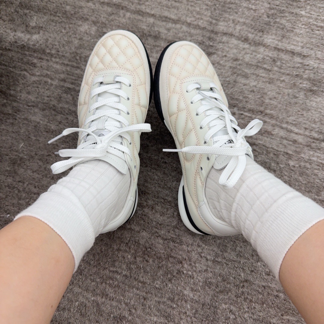 NO:487947,The gentle and soft gradient color is a surprise when you put on your feet. The more you look, the better you look!  !  , casual shoes/sports shoes, sneakers19860909温温柔柔的渐变色 上脚很惊喜 越看越好看！！,休闲鞋/运动鞋,sneakers,Women's Shoes