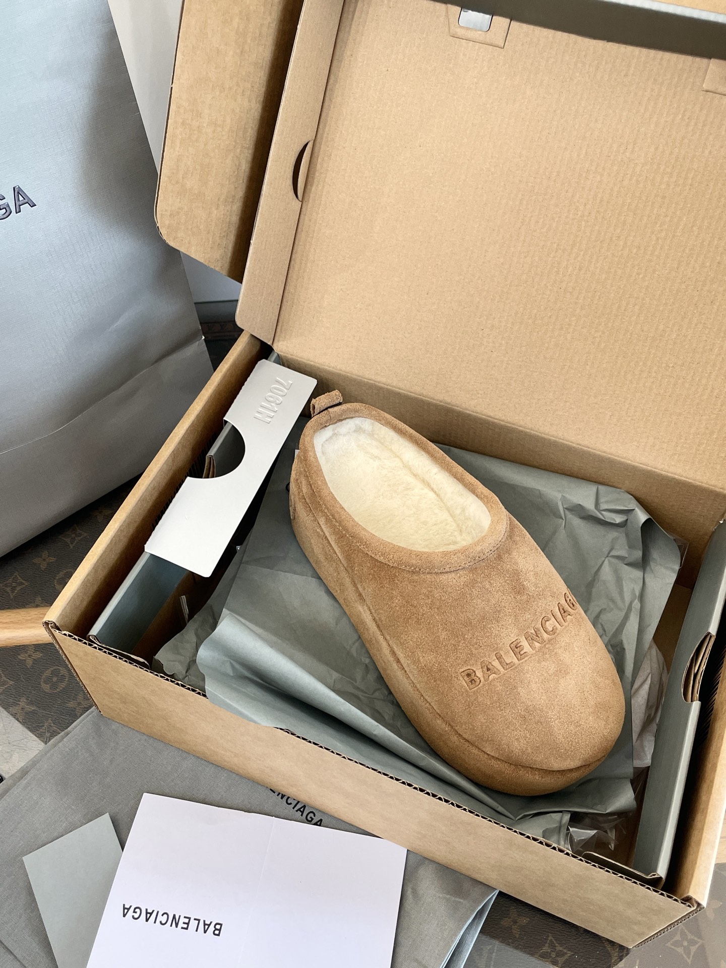 NO:563219,Original customized full set of packaging + outer box, half mop fur shoes19860909原版定制全套包装+外盒,半拖毛毛鞋,Women's Shoes
