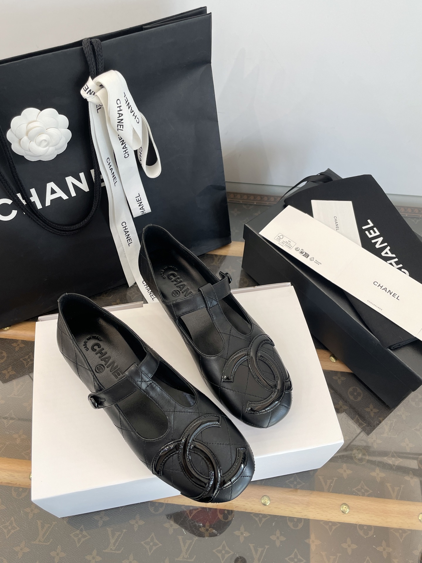 CHANEL 春夏 メリージェーン ヴィンテージで高貴な雰囲気～デイリー通勤にも合わせやすい -最高品質
