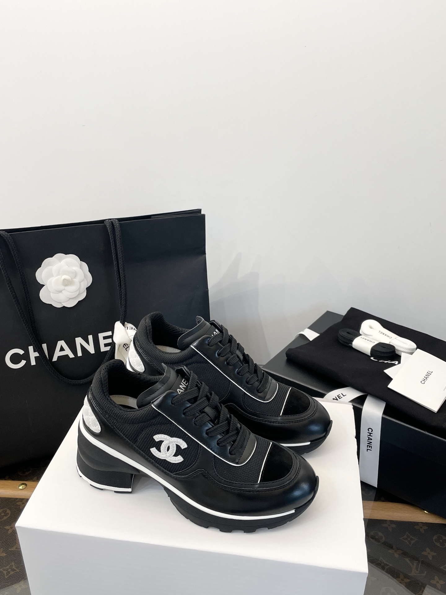 CHANEL カジュアルスニーカー ヴィンテージで上品な雰囲気～デイリー通勤にも合わせやすい -トップクオリティ